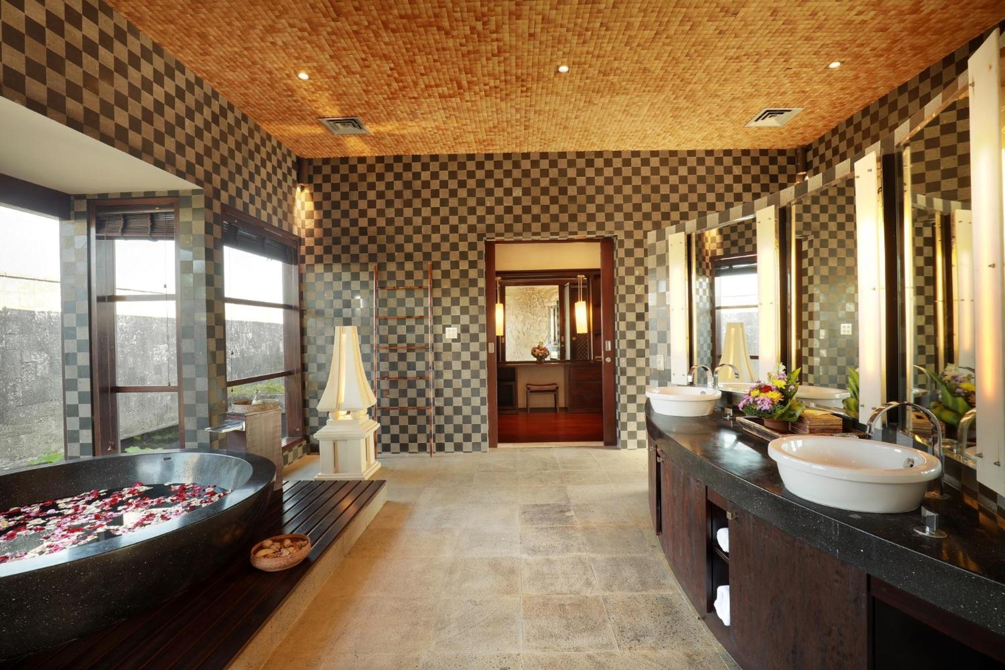 Villa The Cliff Hotman Paris VI Pandawa