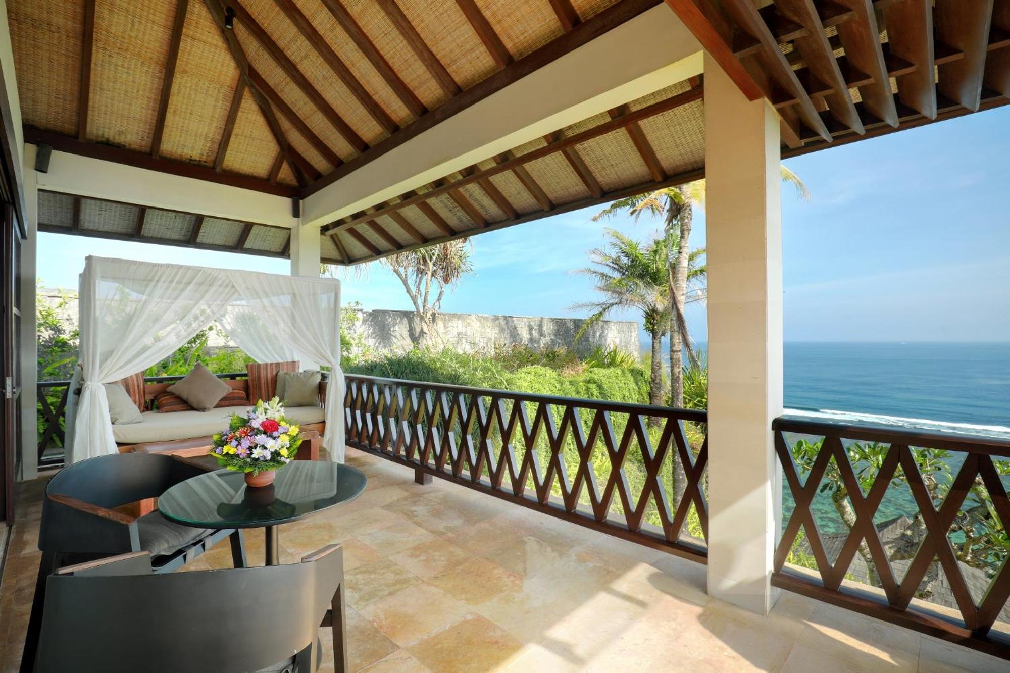 Villa The Cliff Hotman Paris VI Pandawa