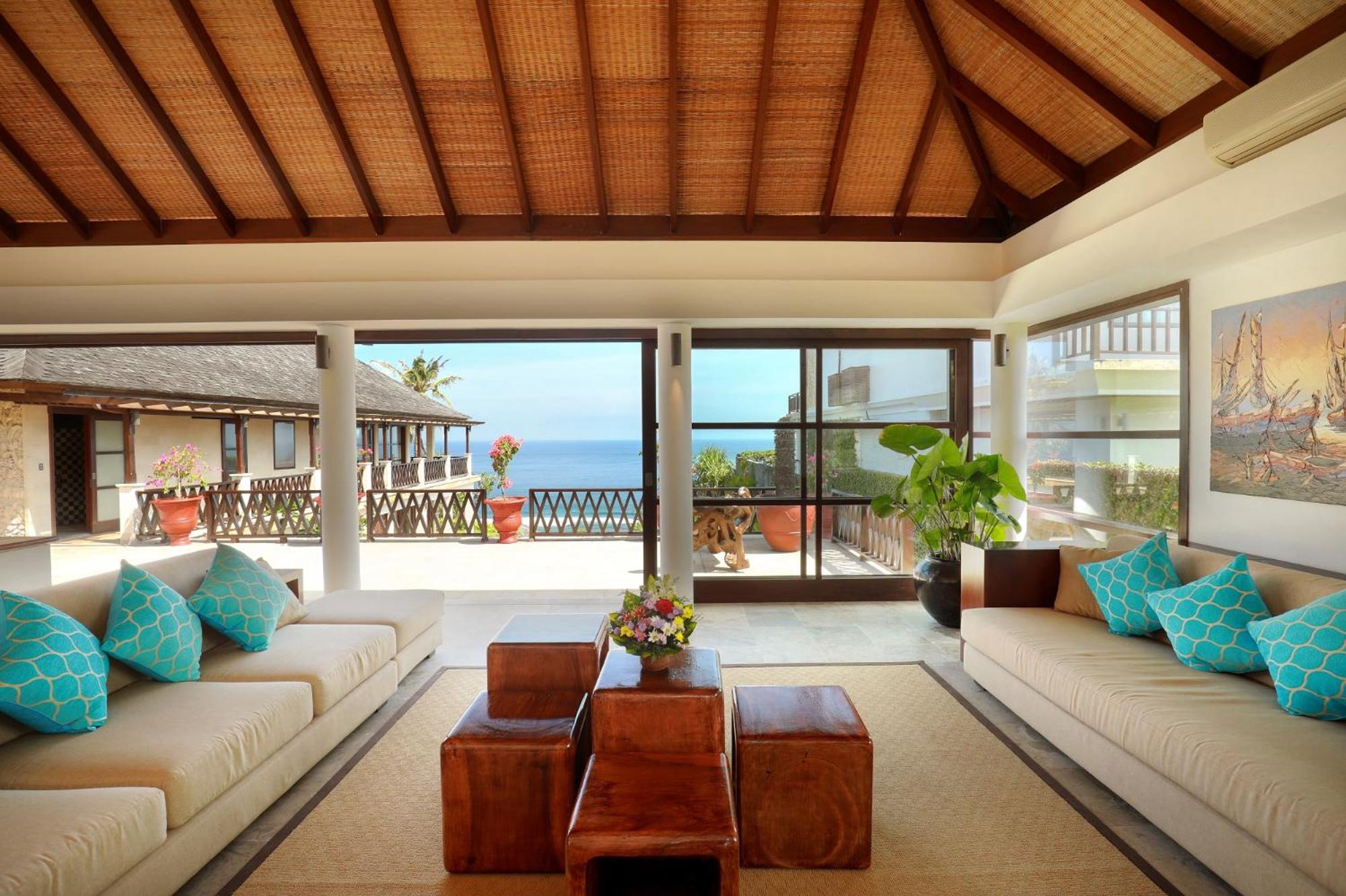 Villa The Cliff Hotman Paris VI Pandawa