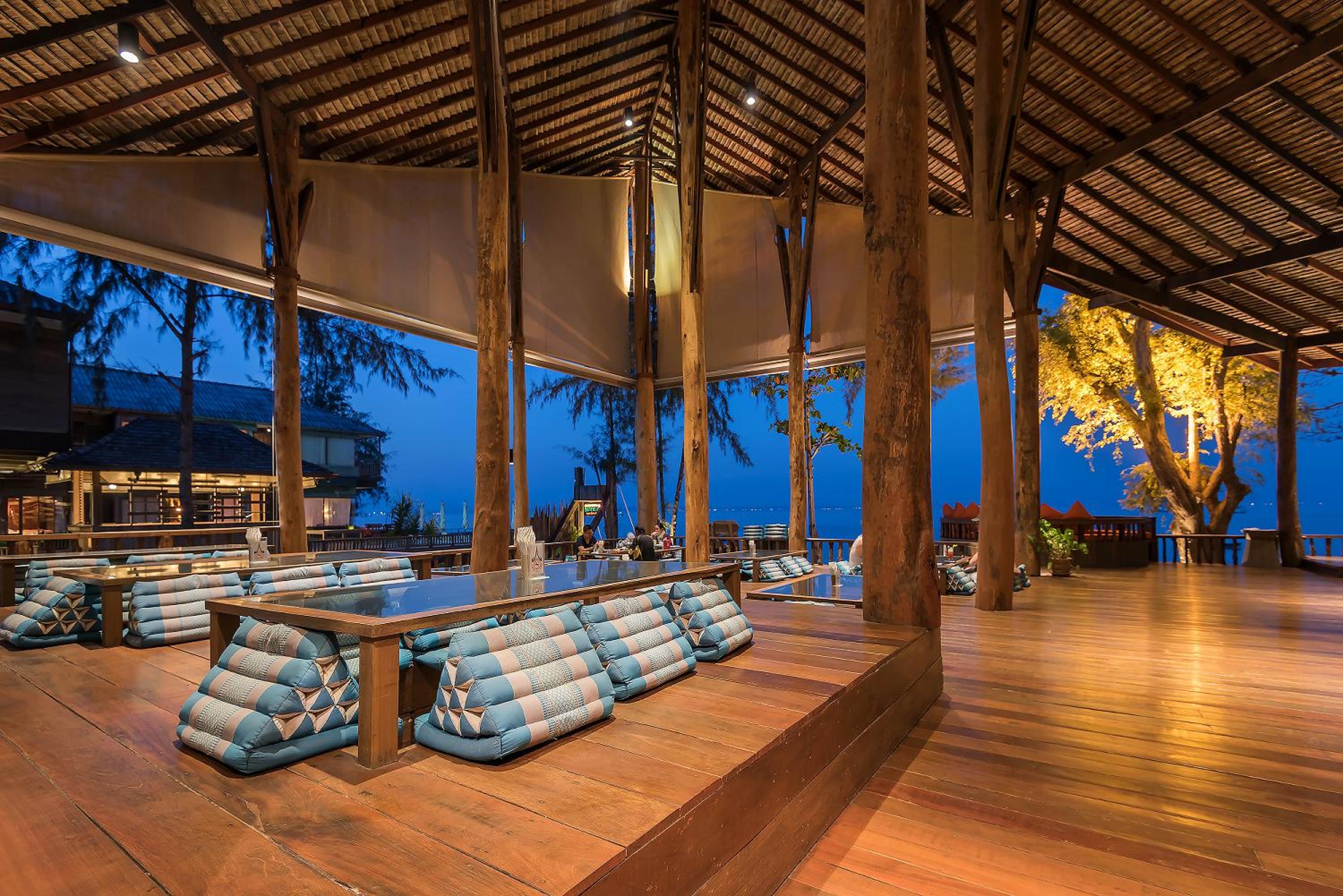 Baan Ploy Sea