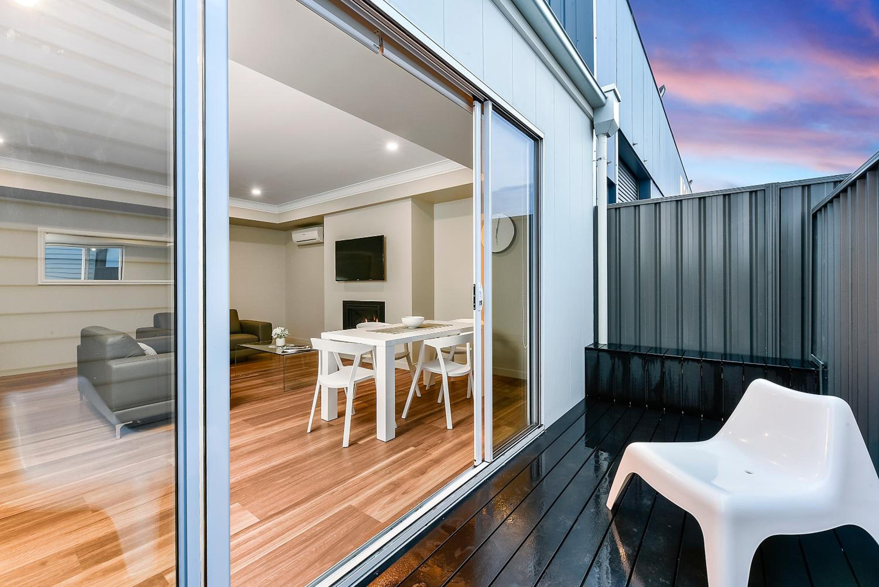 Aloha Central Luxury Apartments