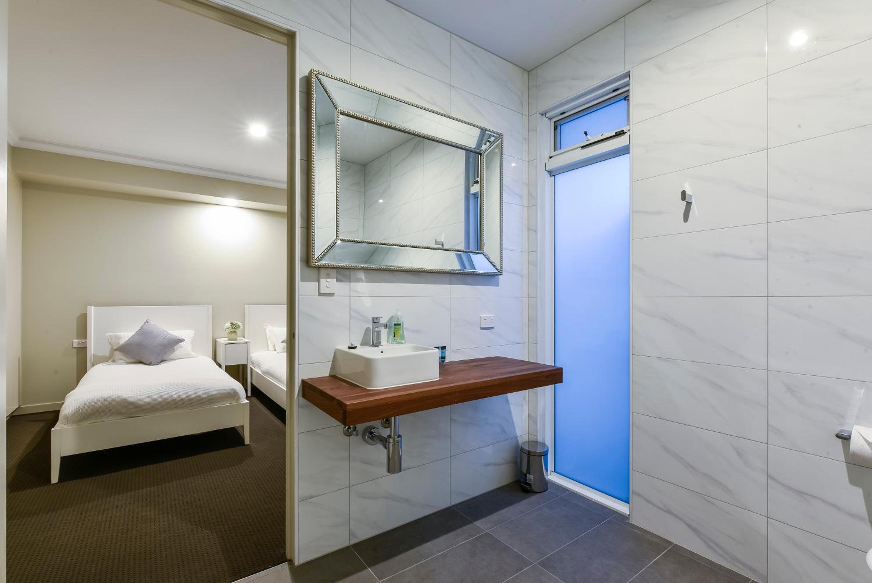 Aloha Central Luxury Apartments