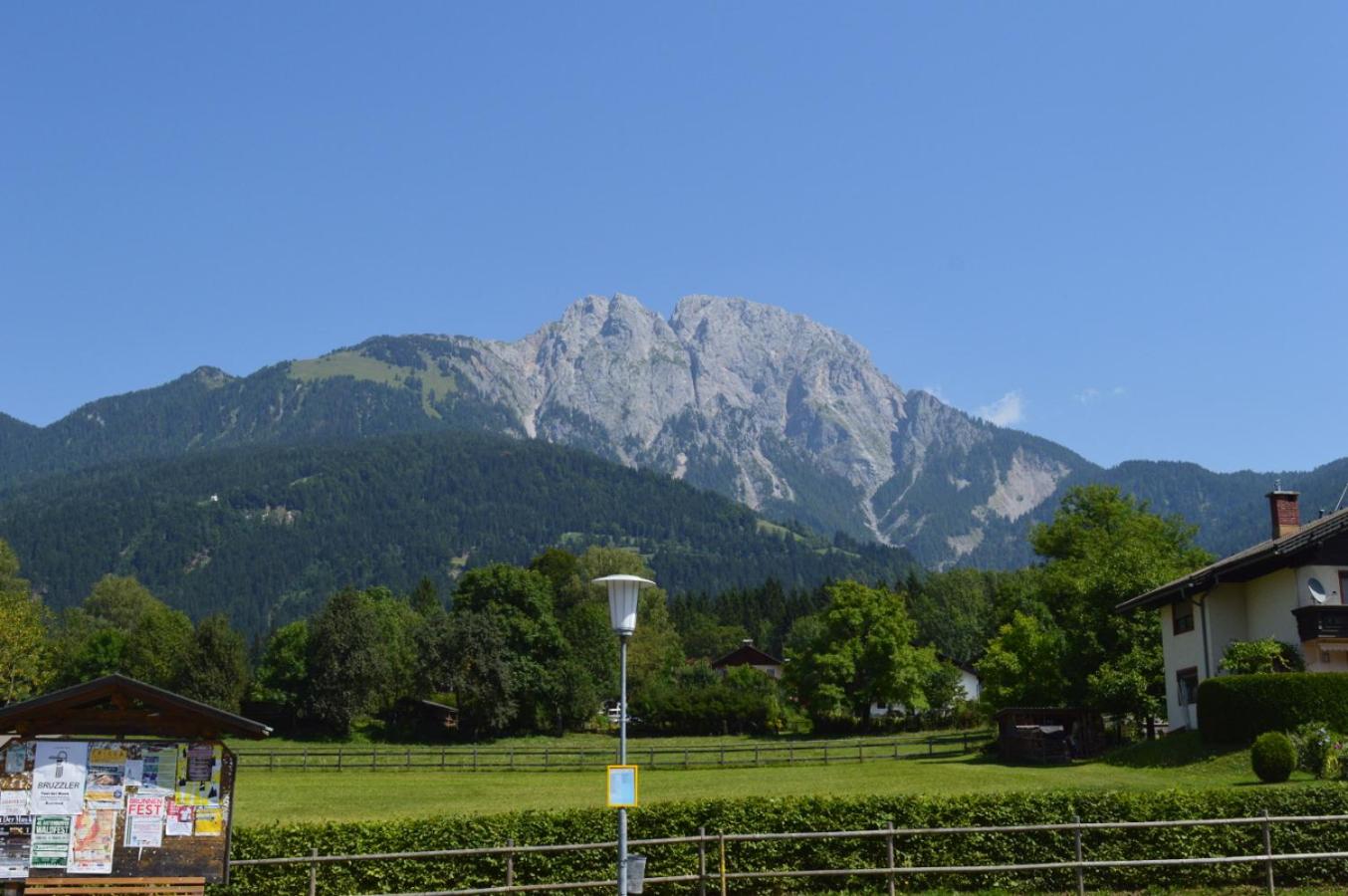 Photo 46