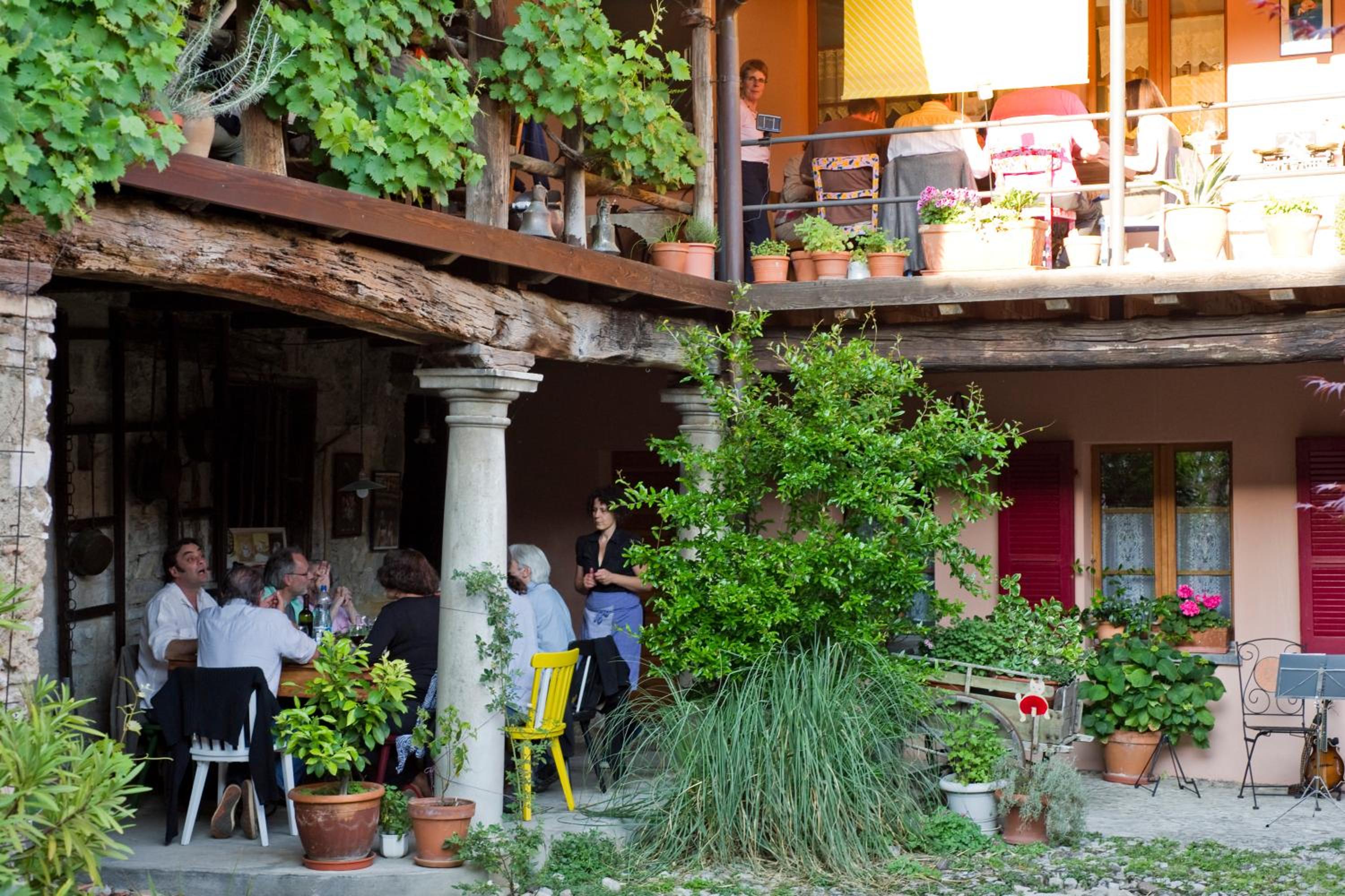 Charming B&B and Osteria La Crisalide