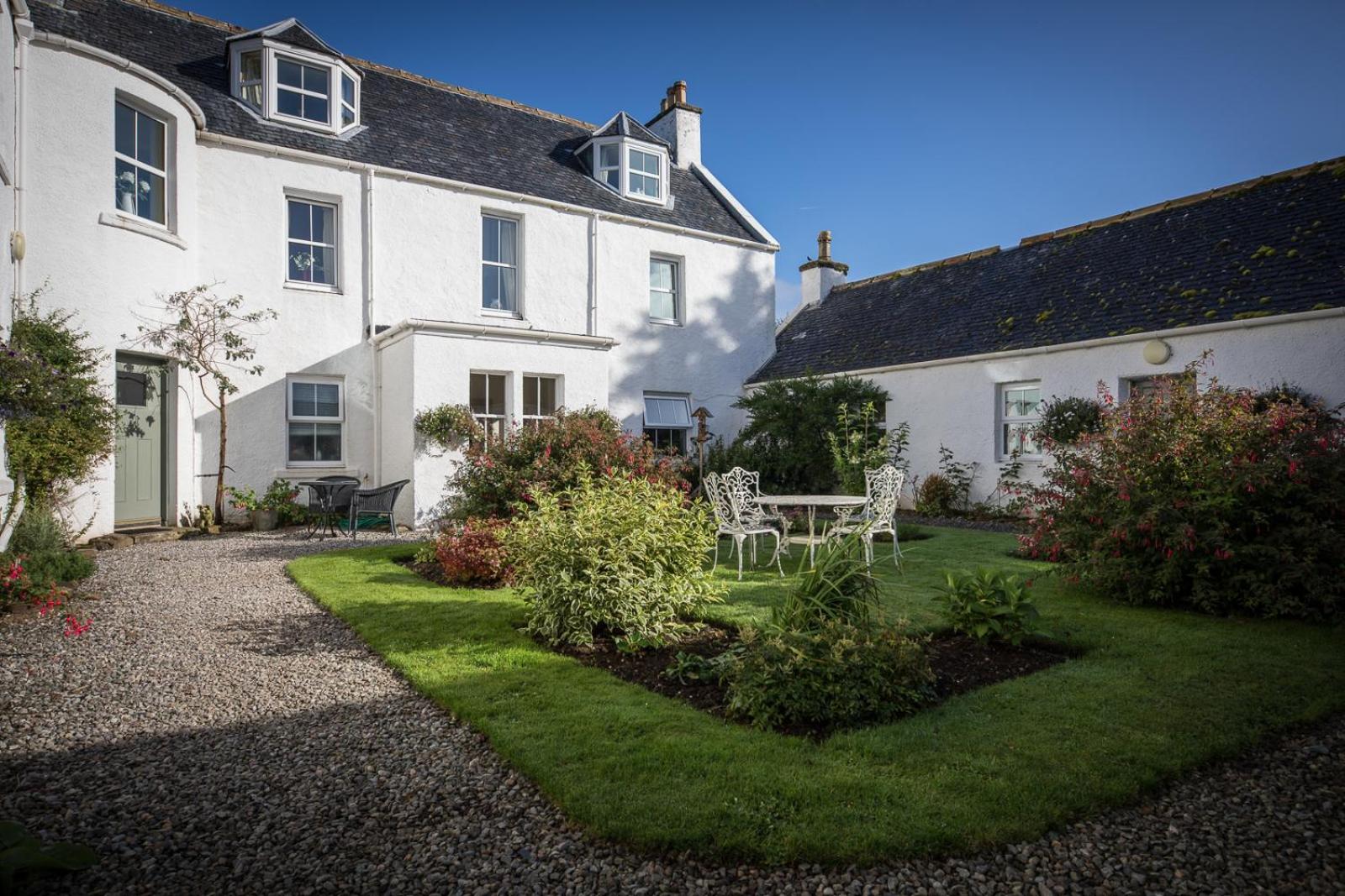 Lochsie Cottage view 3