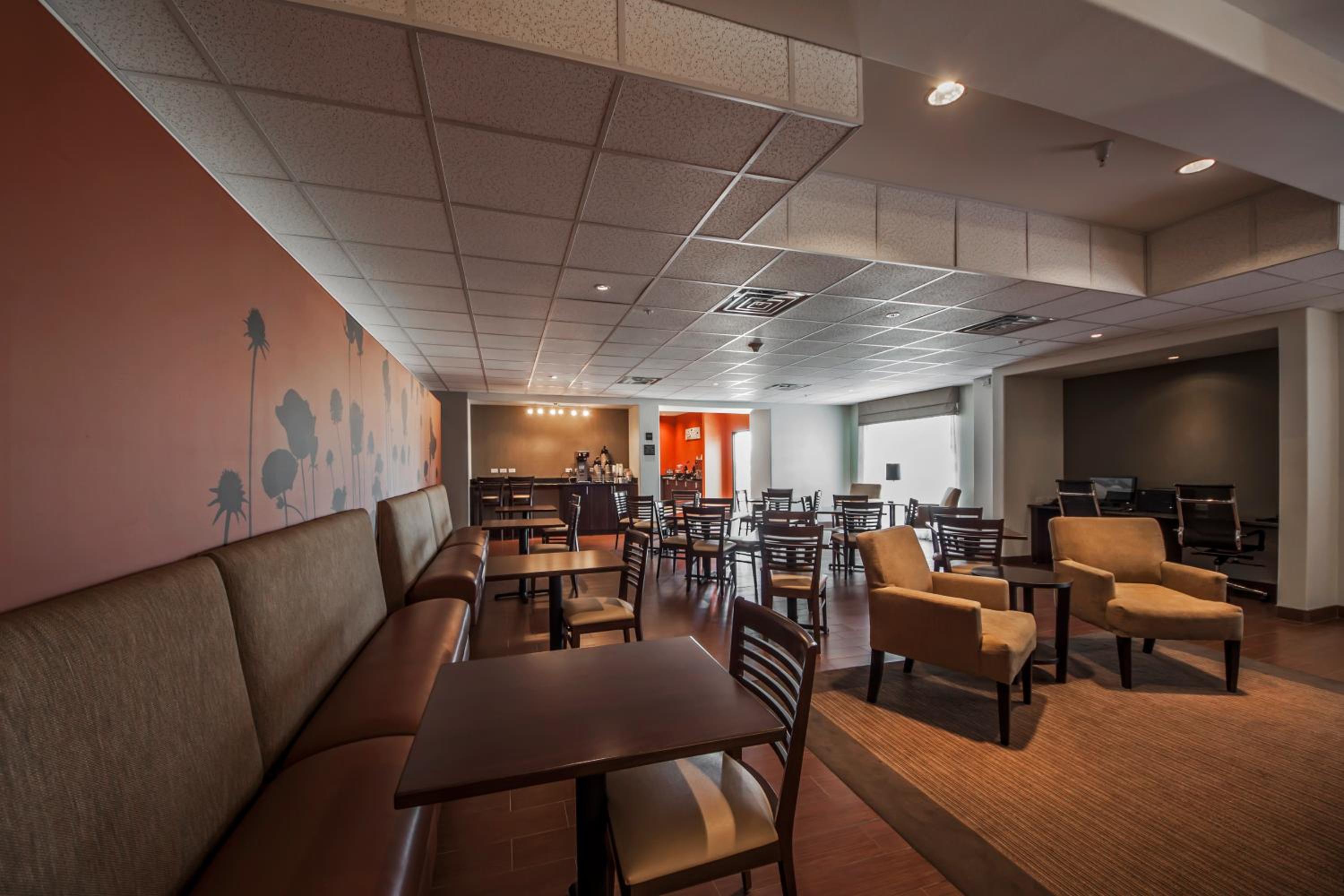 Sleep Inn & Suites Hennessey