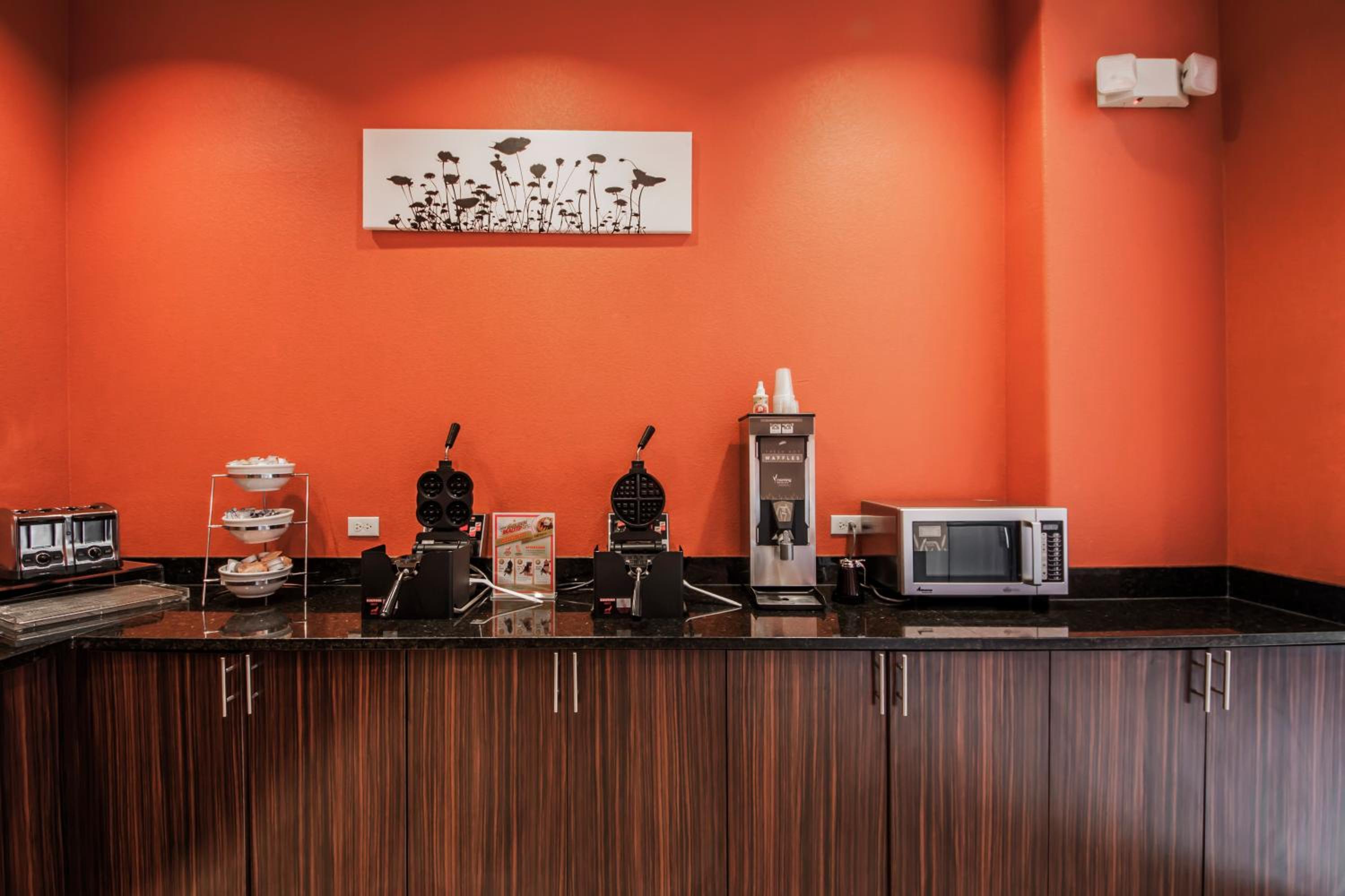 Sleep Inn & Suites Hennessey