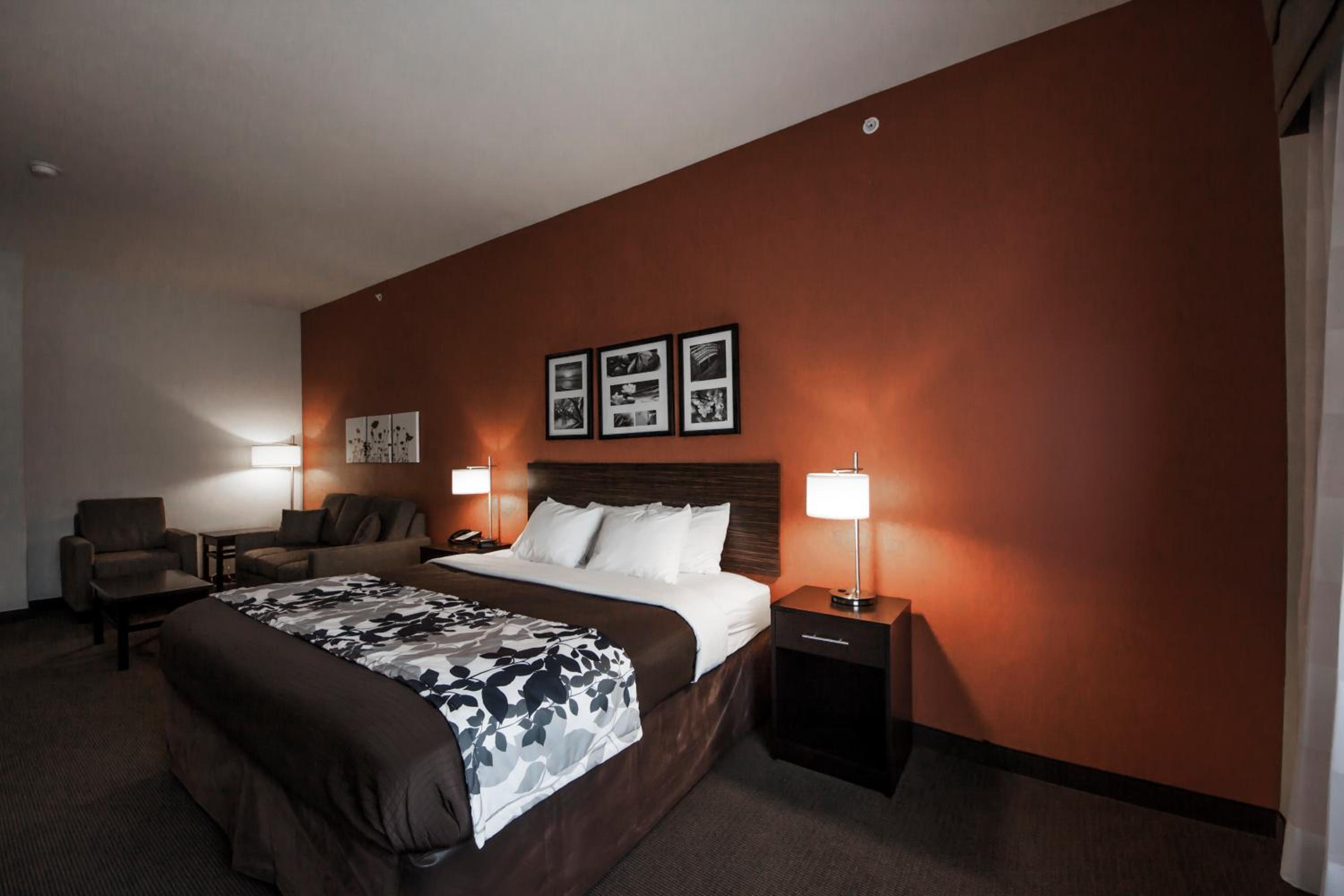 Sleep Inn & Suites Hennessey