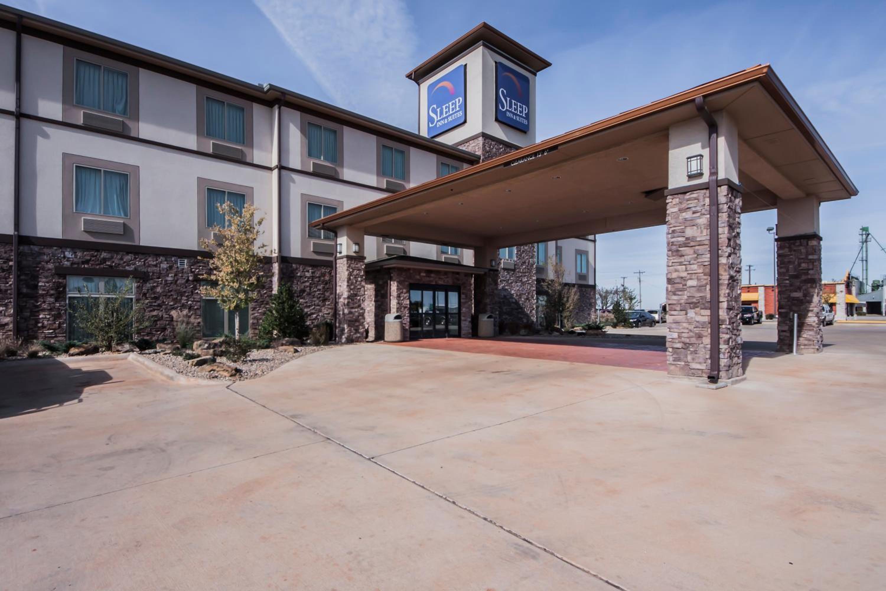 Sleep Inn & Suites Hennessey