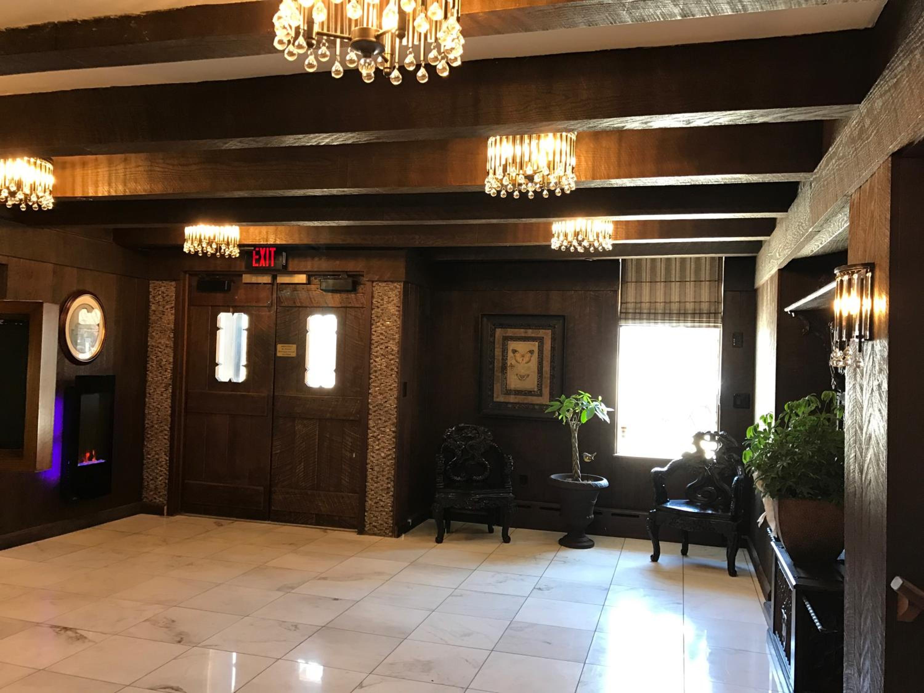 The Sherman Inn