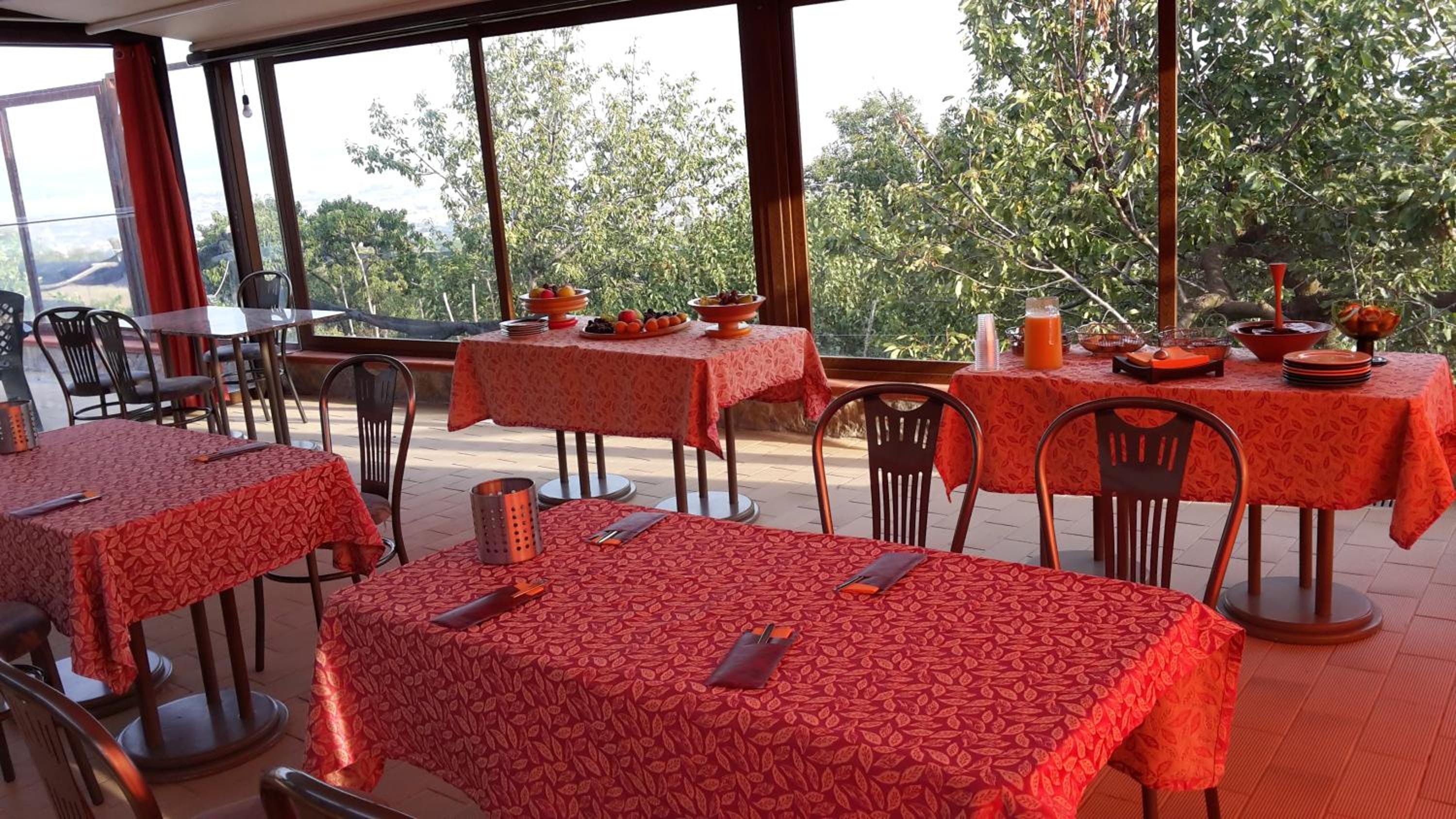 Villa Mola Bed And Breakfast