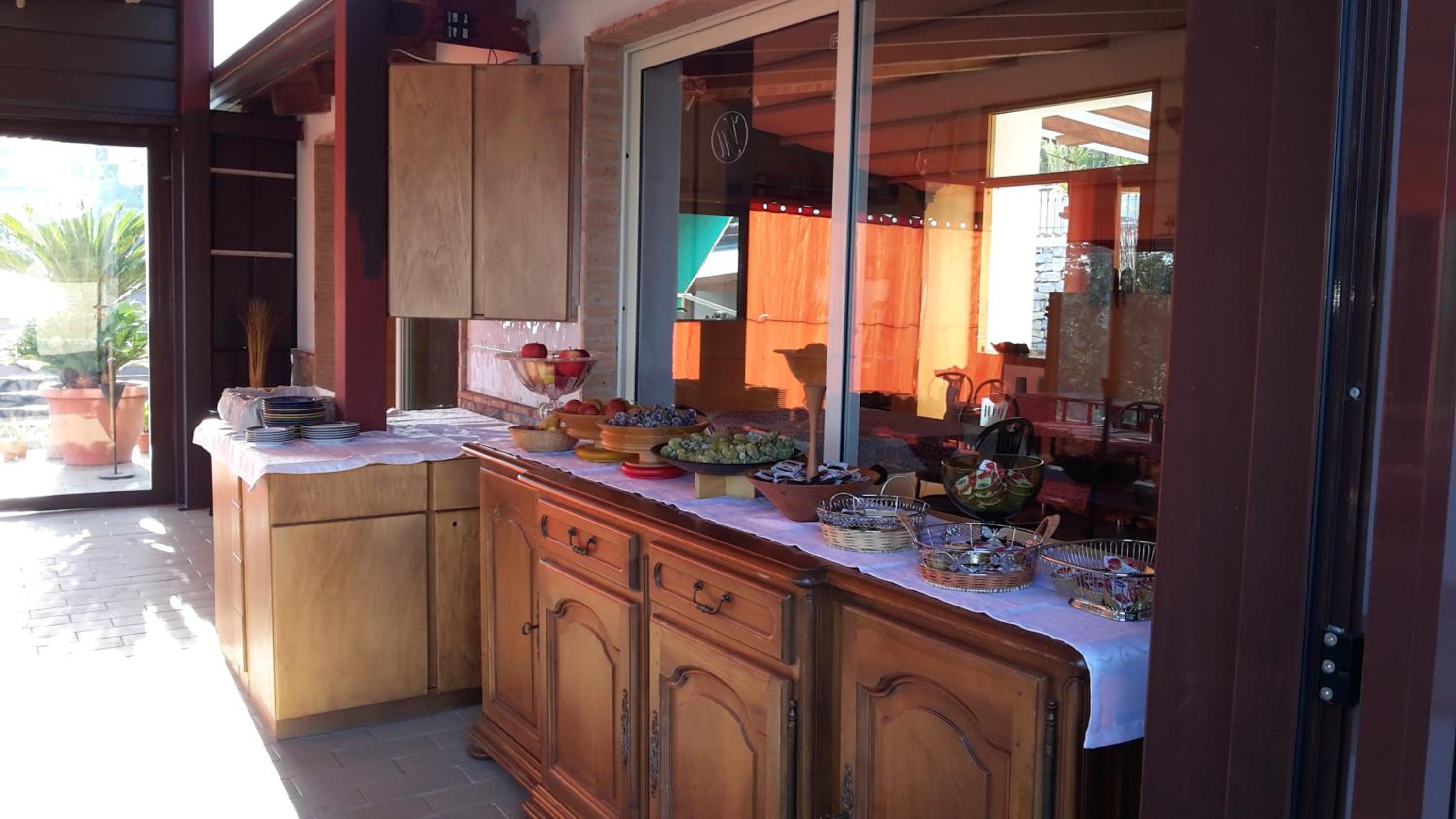 Villa Mola Bed And Breakfast