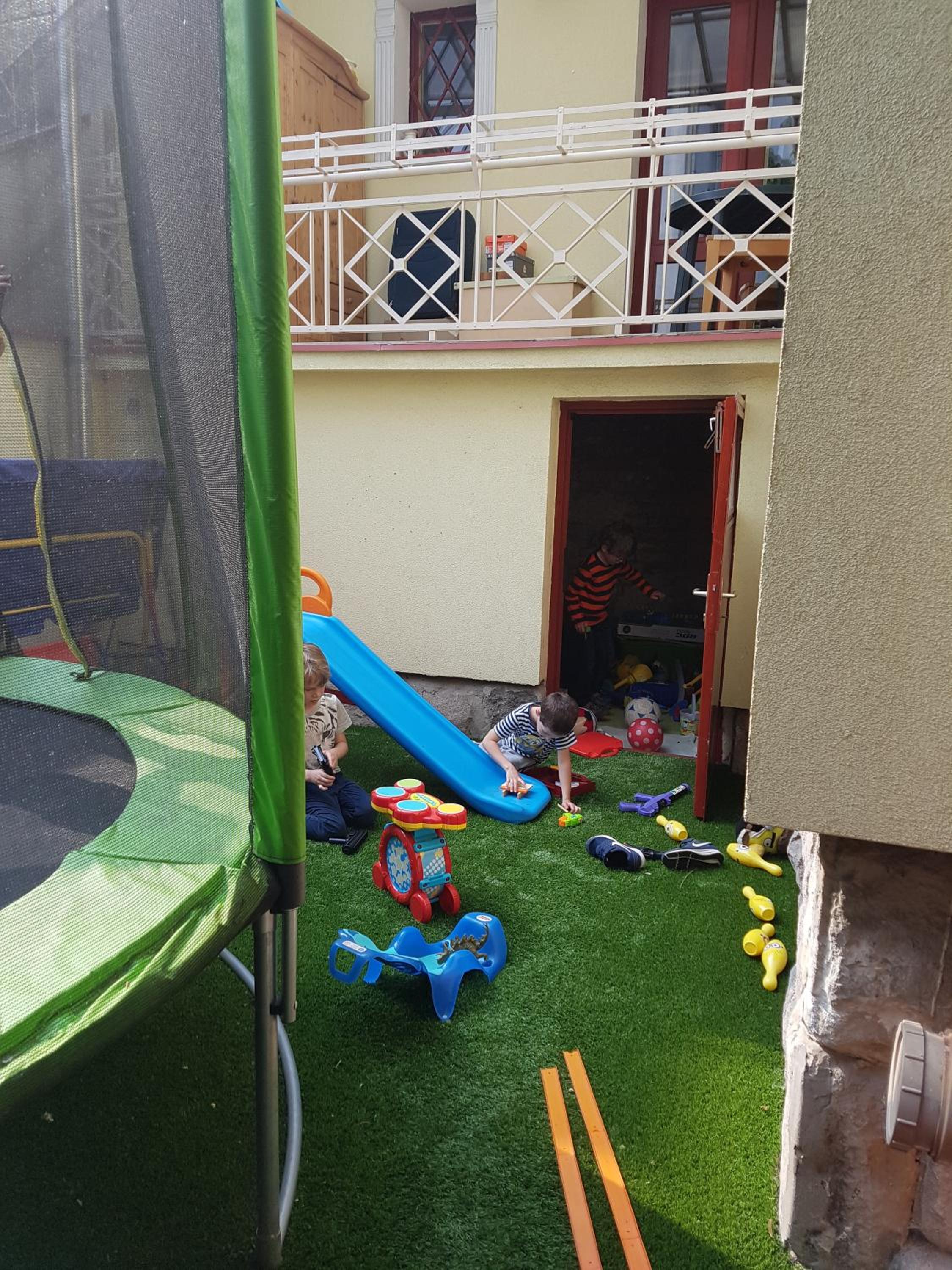 Photo 19