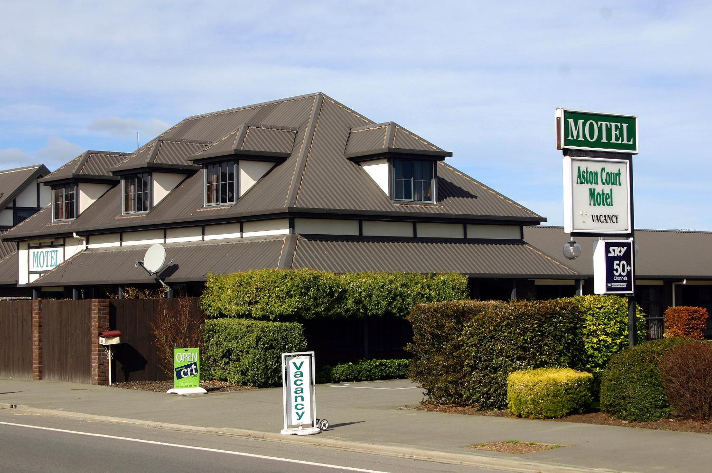 Aston Court Motel