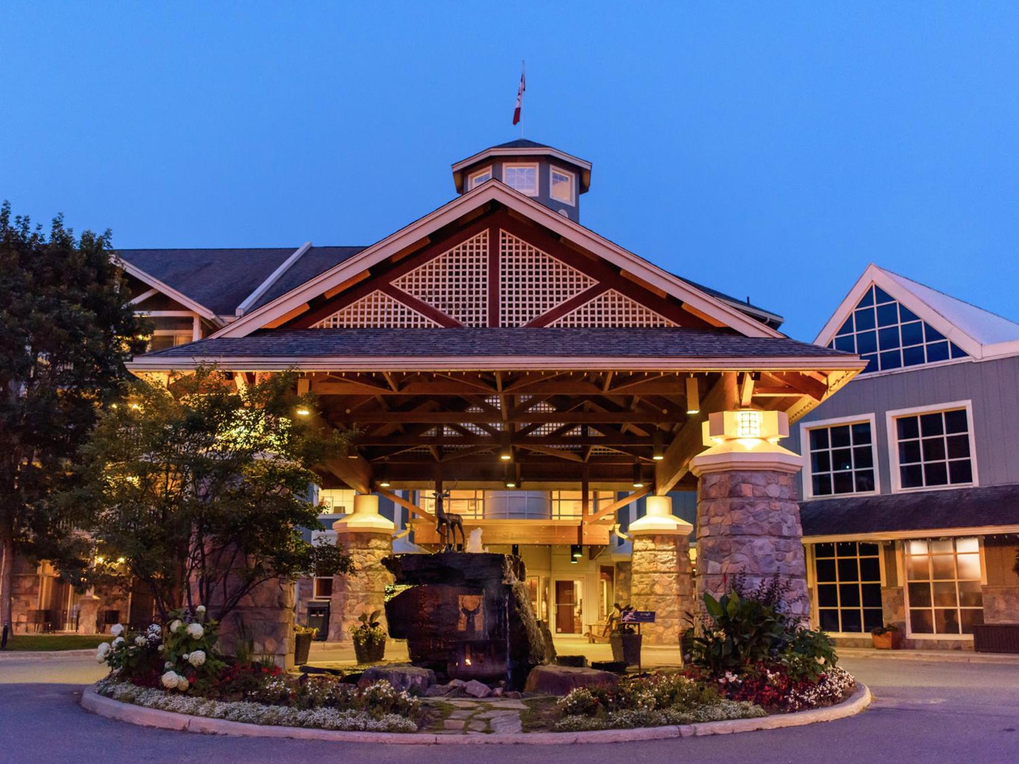 Huntsville Vacations - Deerhurst Resort - Property Image 1