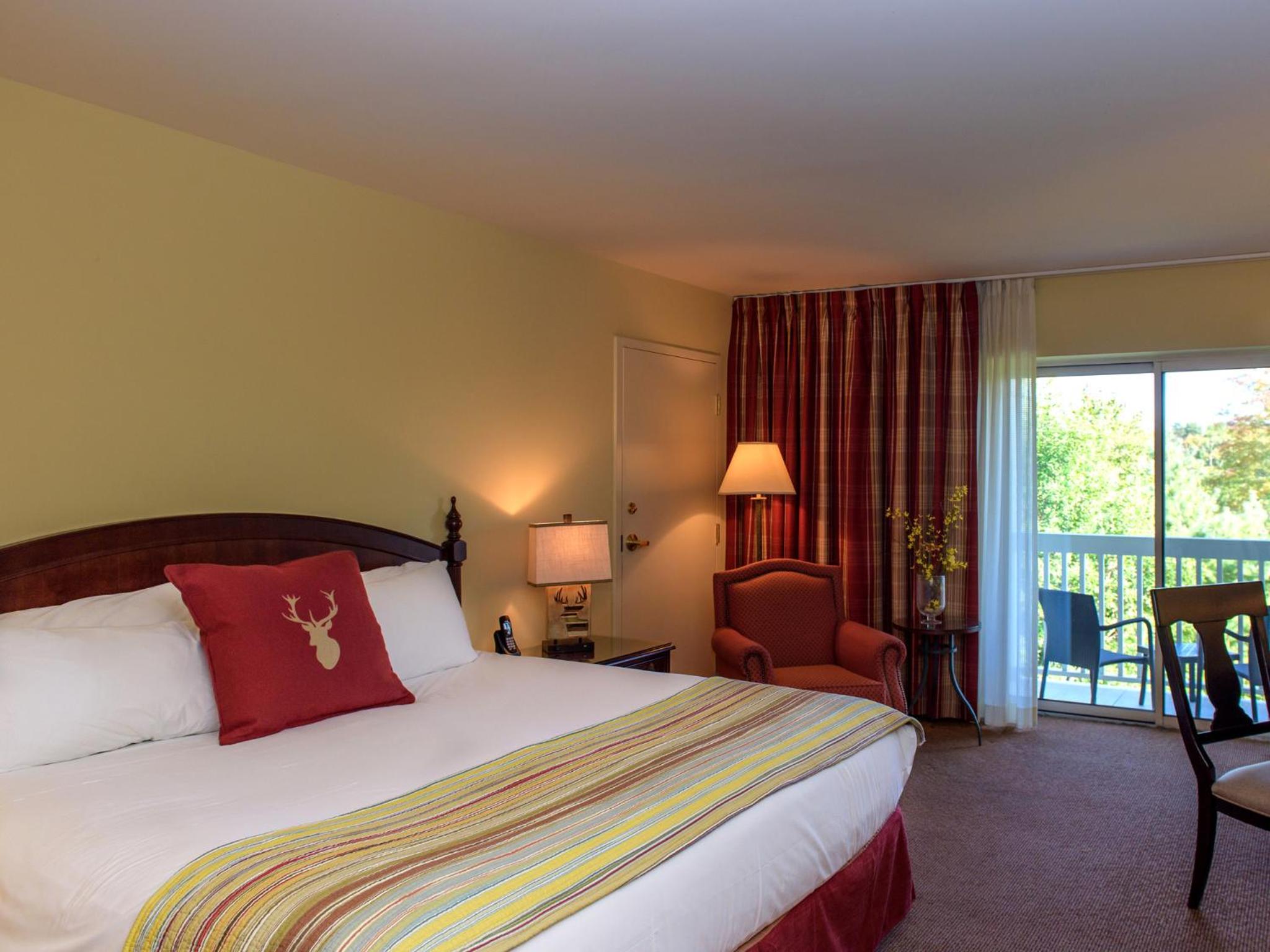 Huntsville Vacations - Deerhurst Resort - Property Image 5