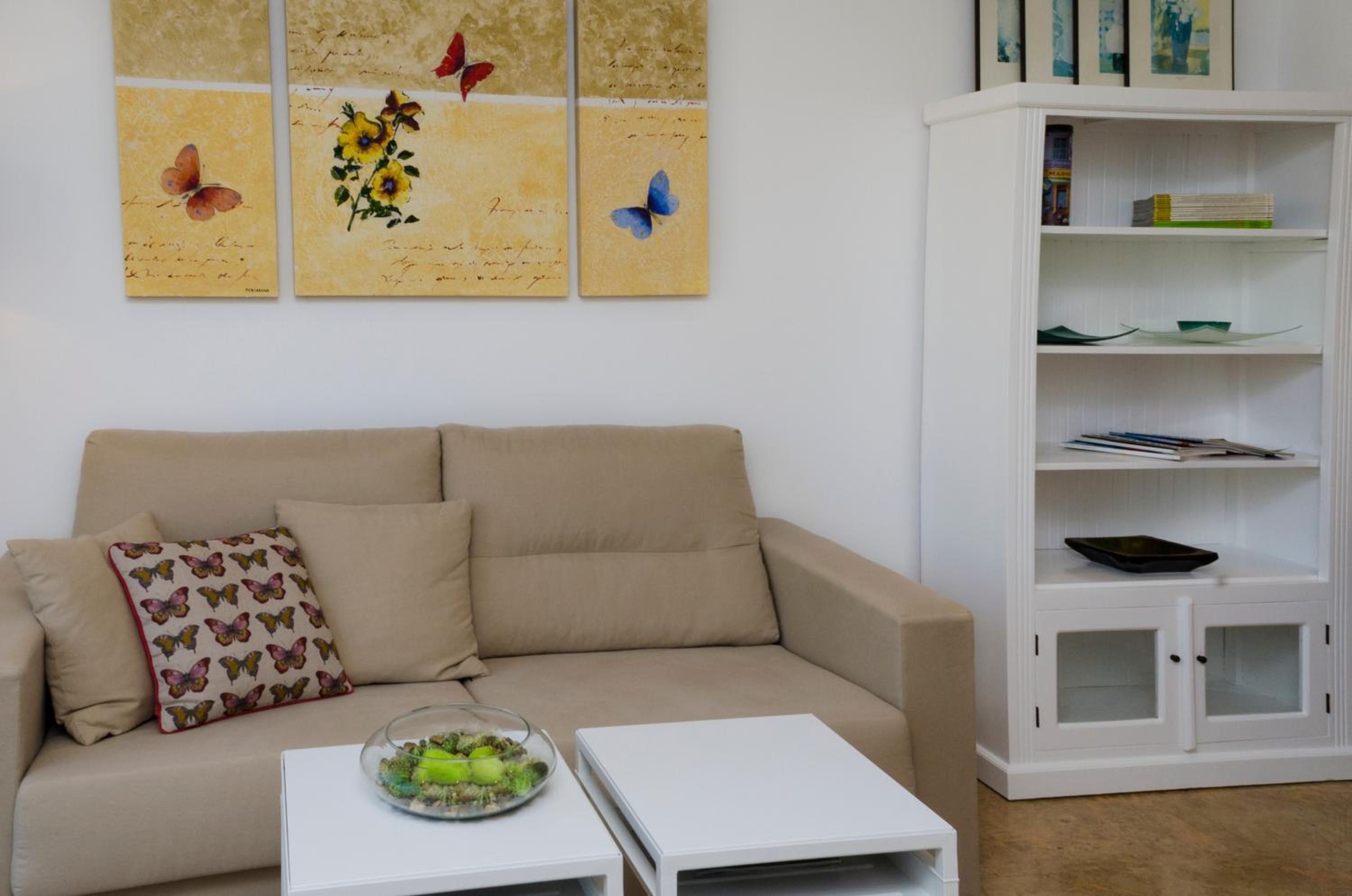 ApartUP Francia Views view 3