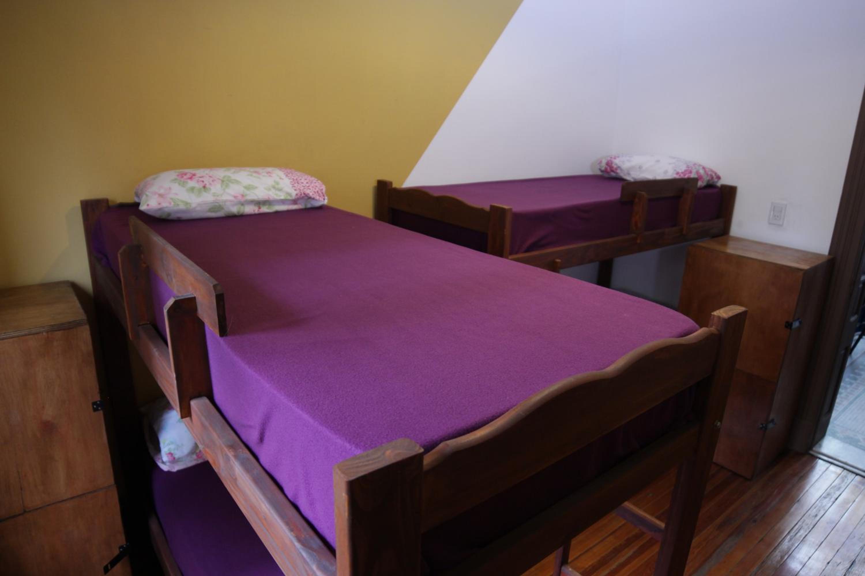 Hostel Brava mansa