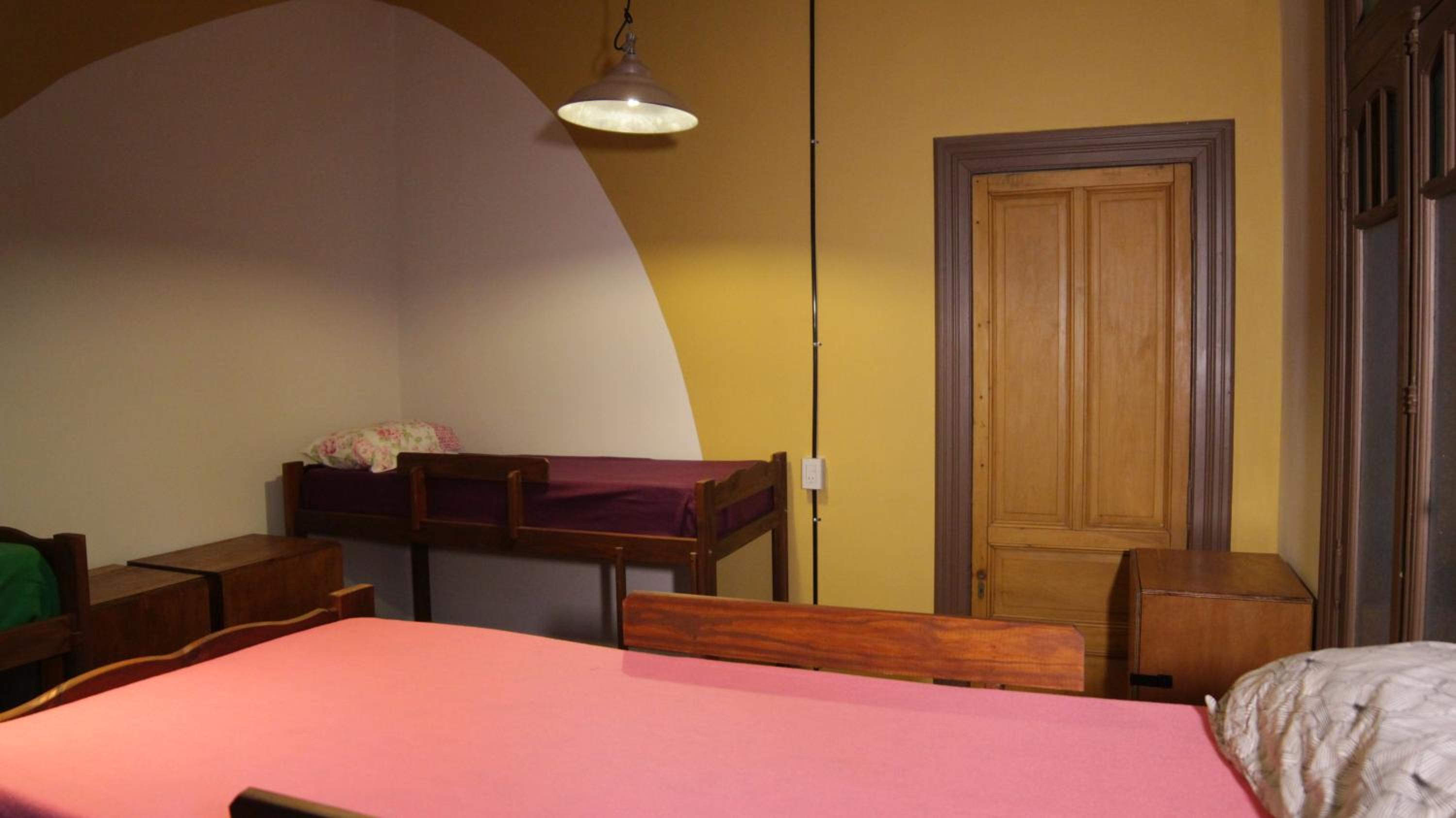 Hostel Brava mansa