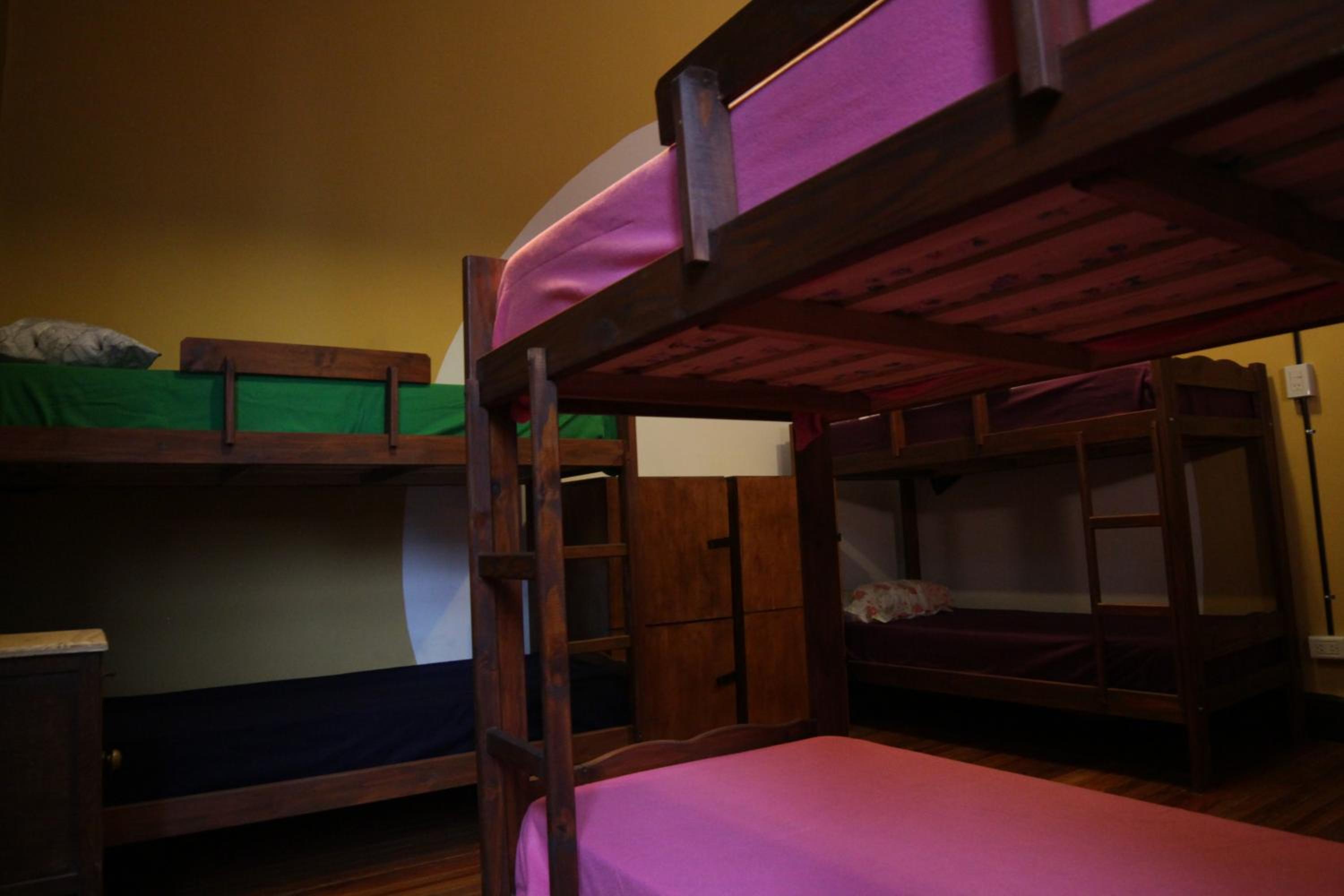 Hostel Brava mansa