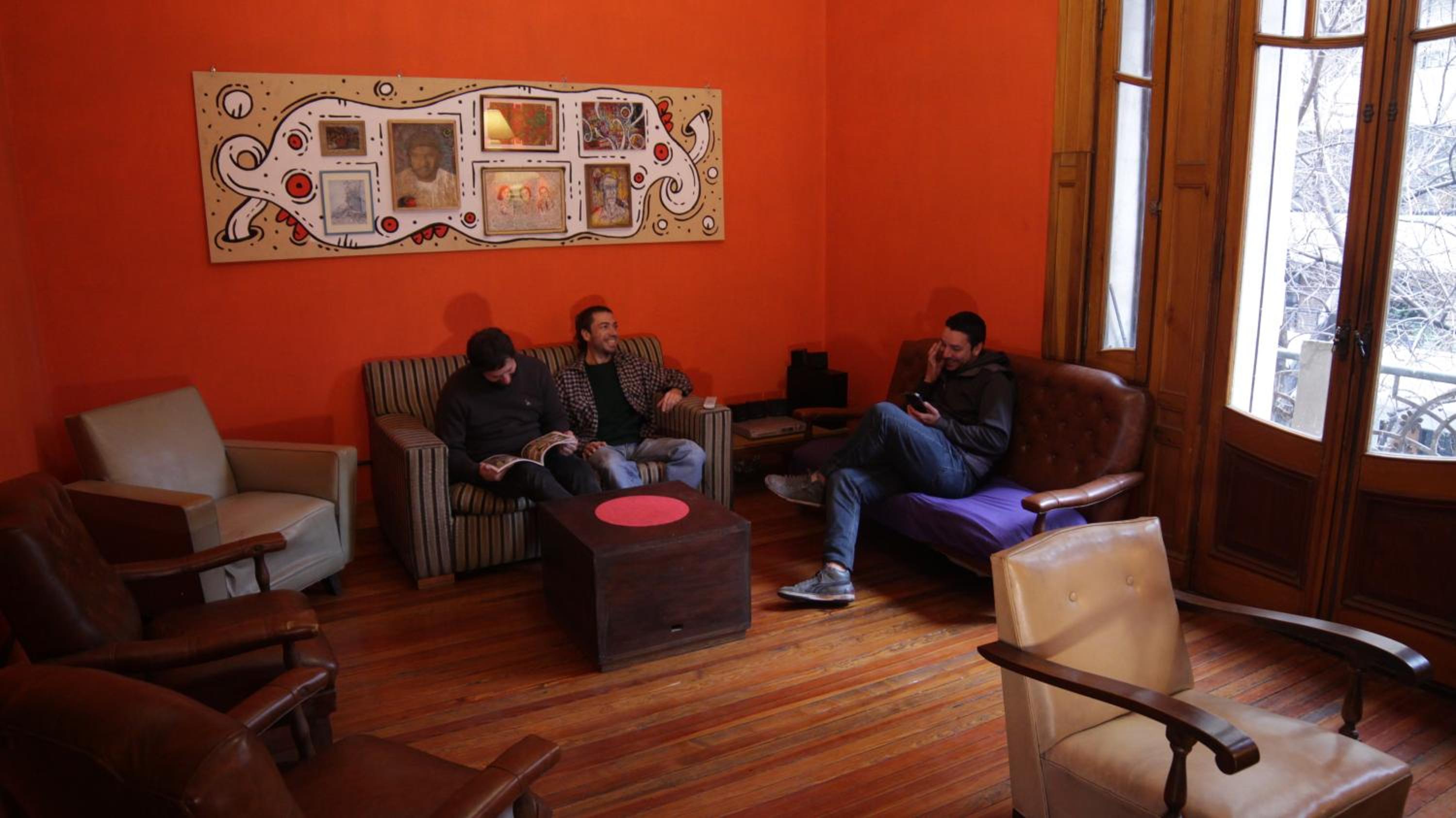 Hostel Brava mansa