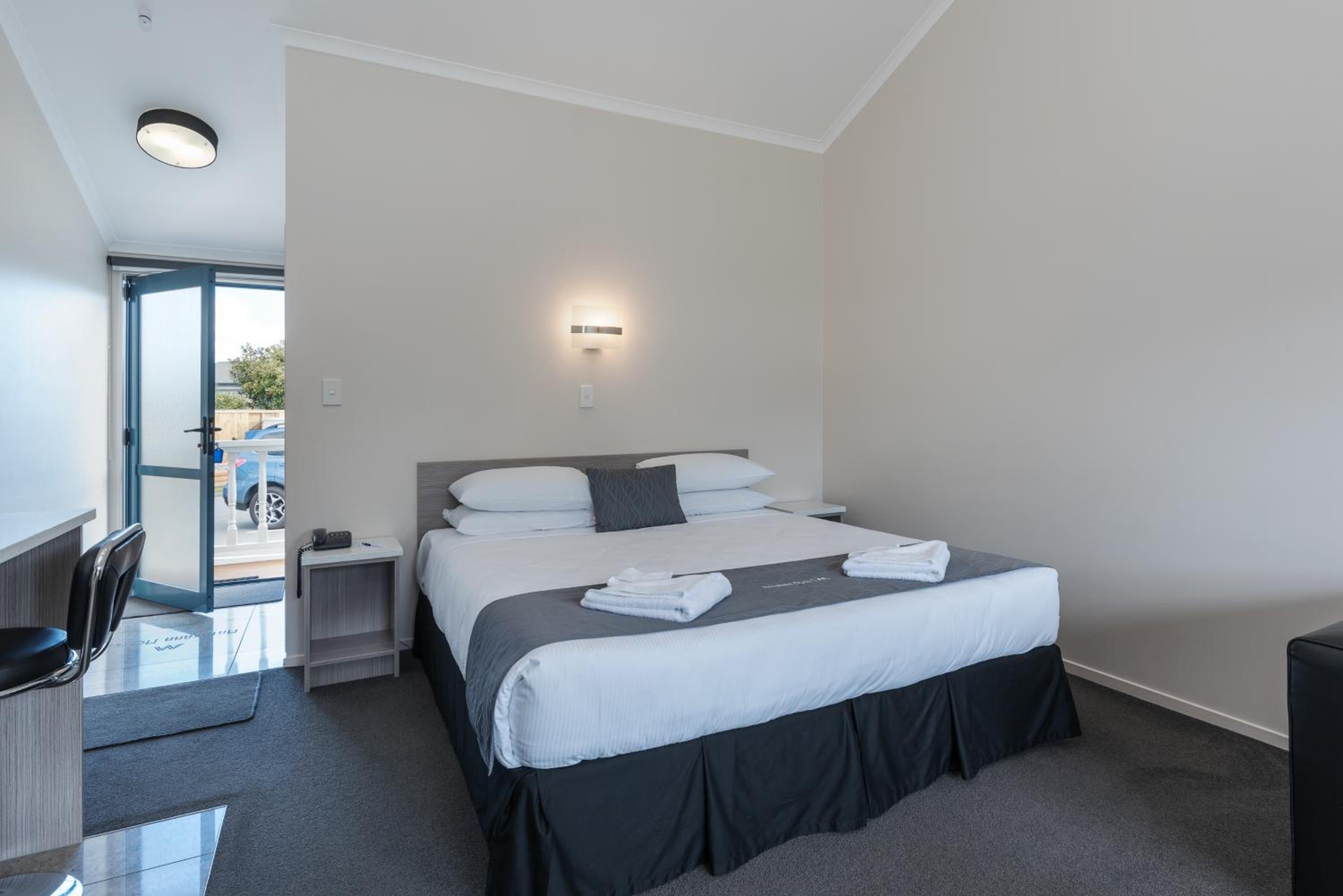 Matakana Motel