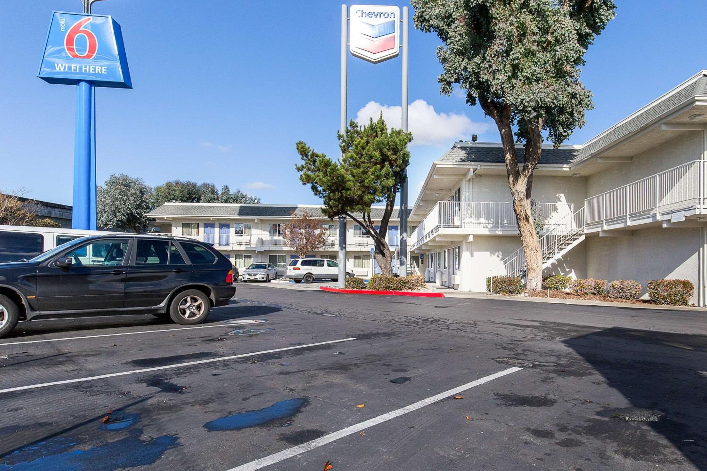 Hayward Vacations - Motel 6 Hayward, CA- Silicon Valley Gateway - Property Image 23