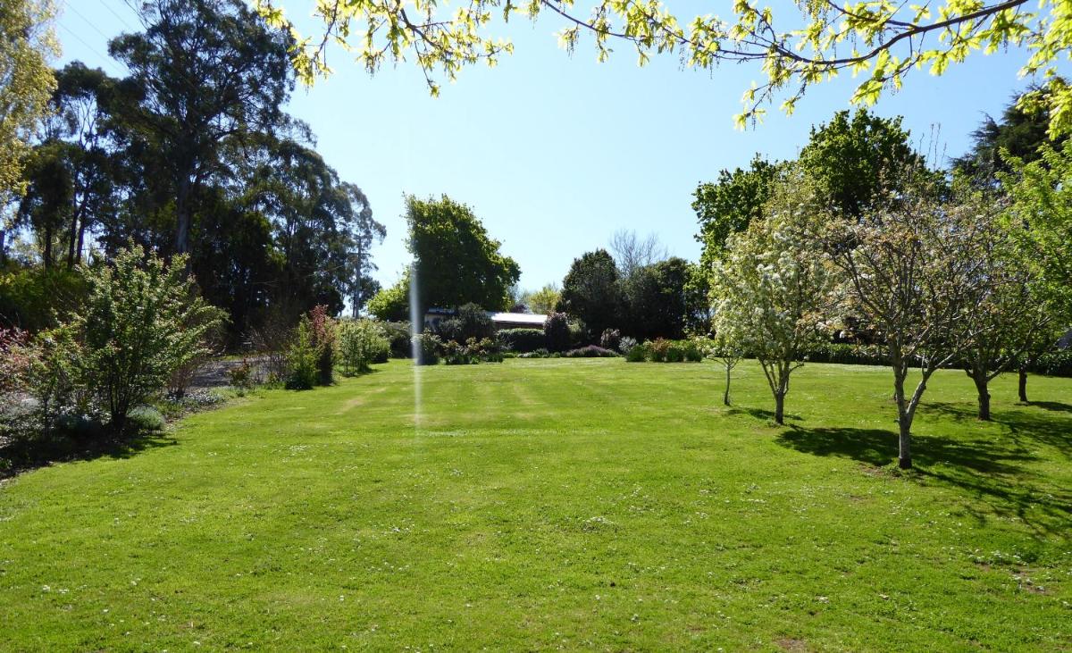 Tamar River Retreat view 3