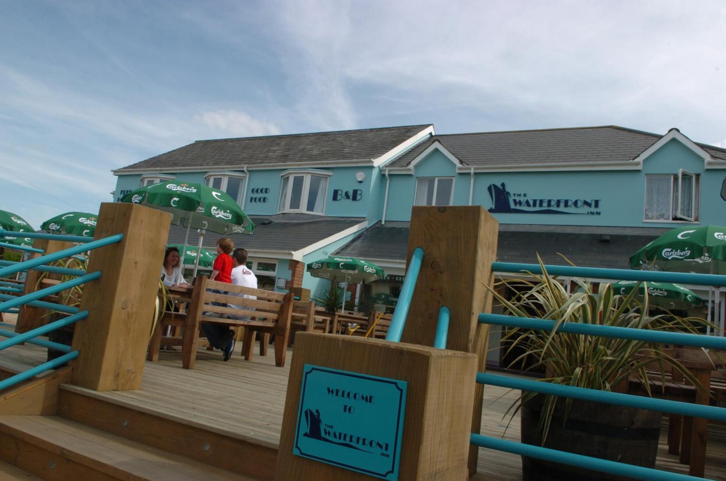 The Waterfront Inn
