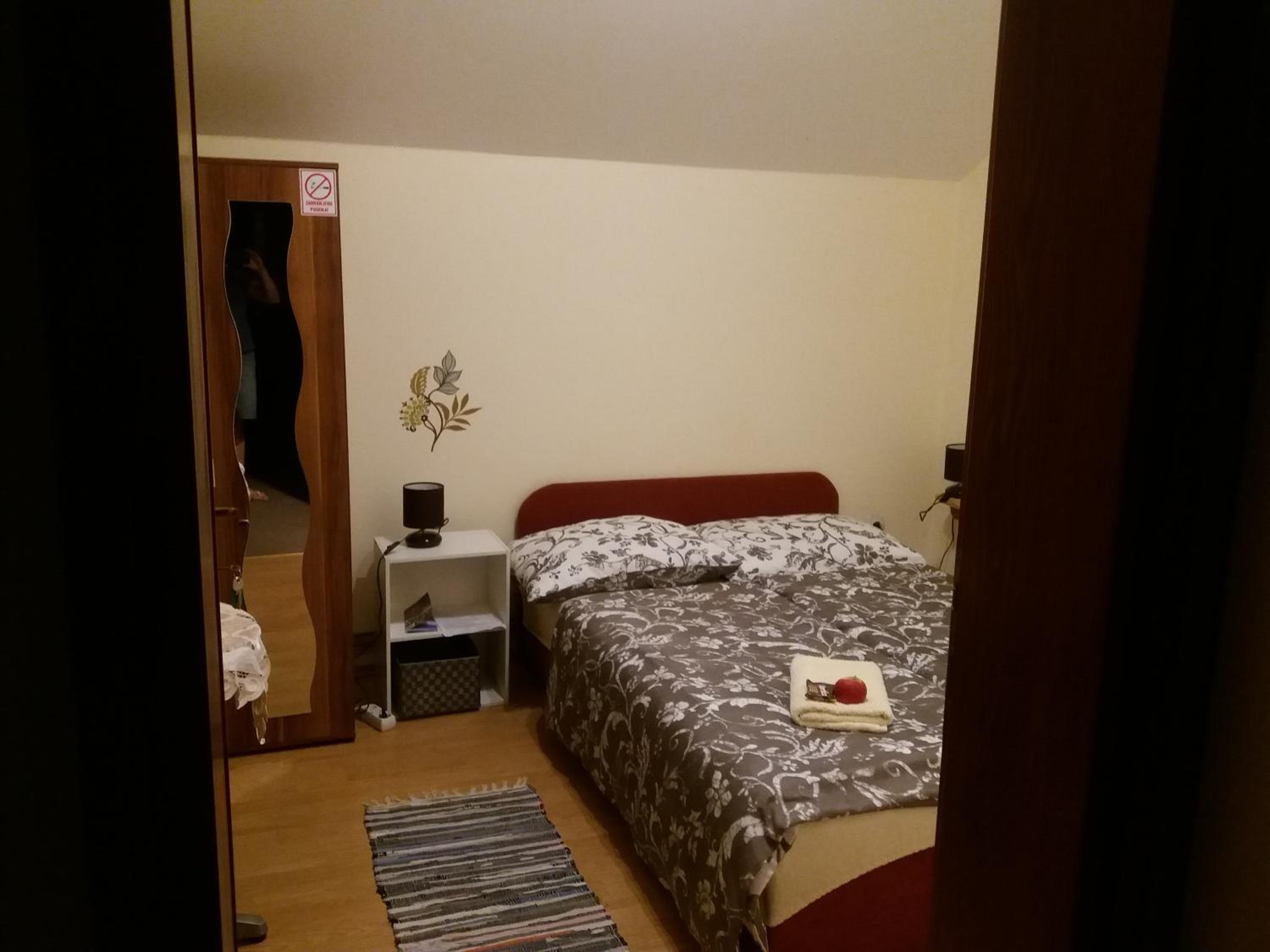 Photo 46
