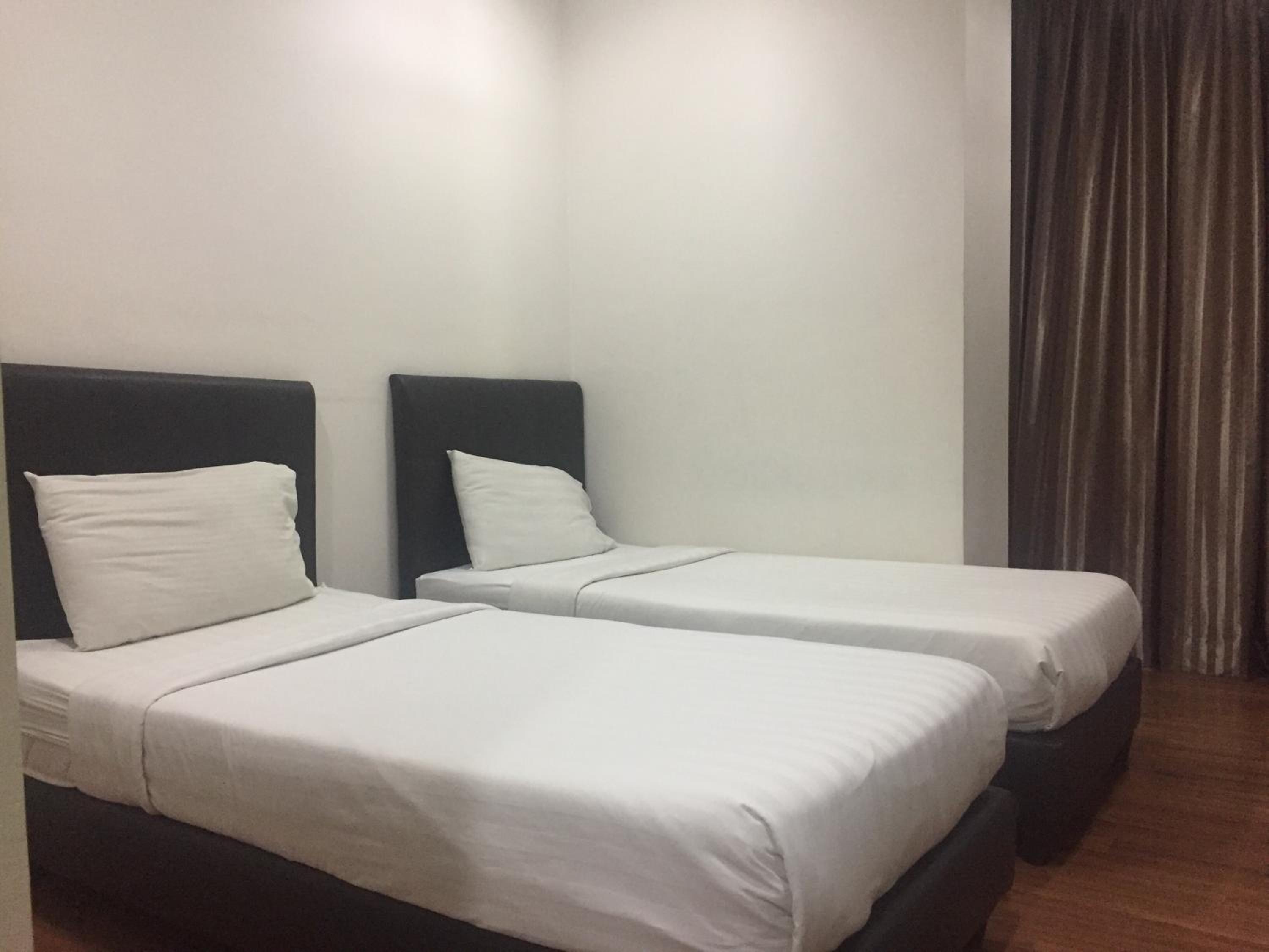 Quill Residence Service Suites By Low