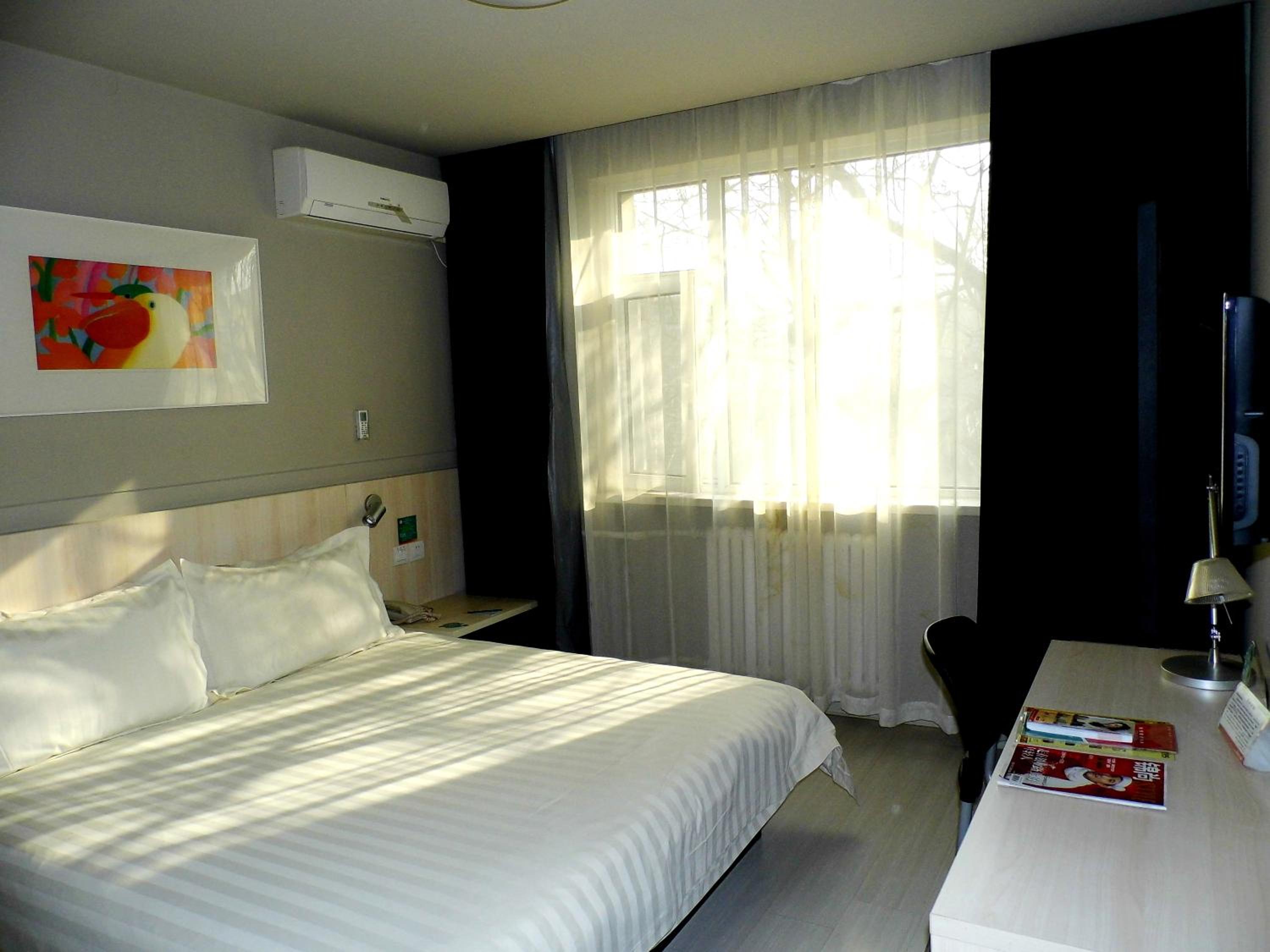 Jinjiang Inn Taiyuan University Street Hotel