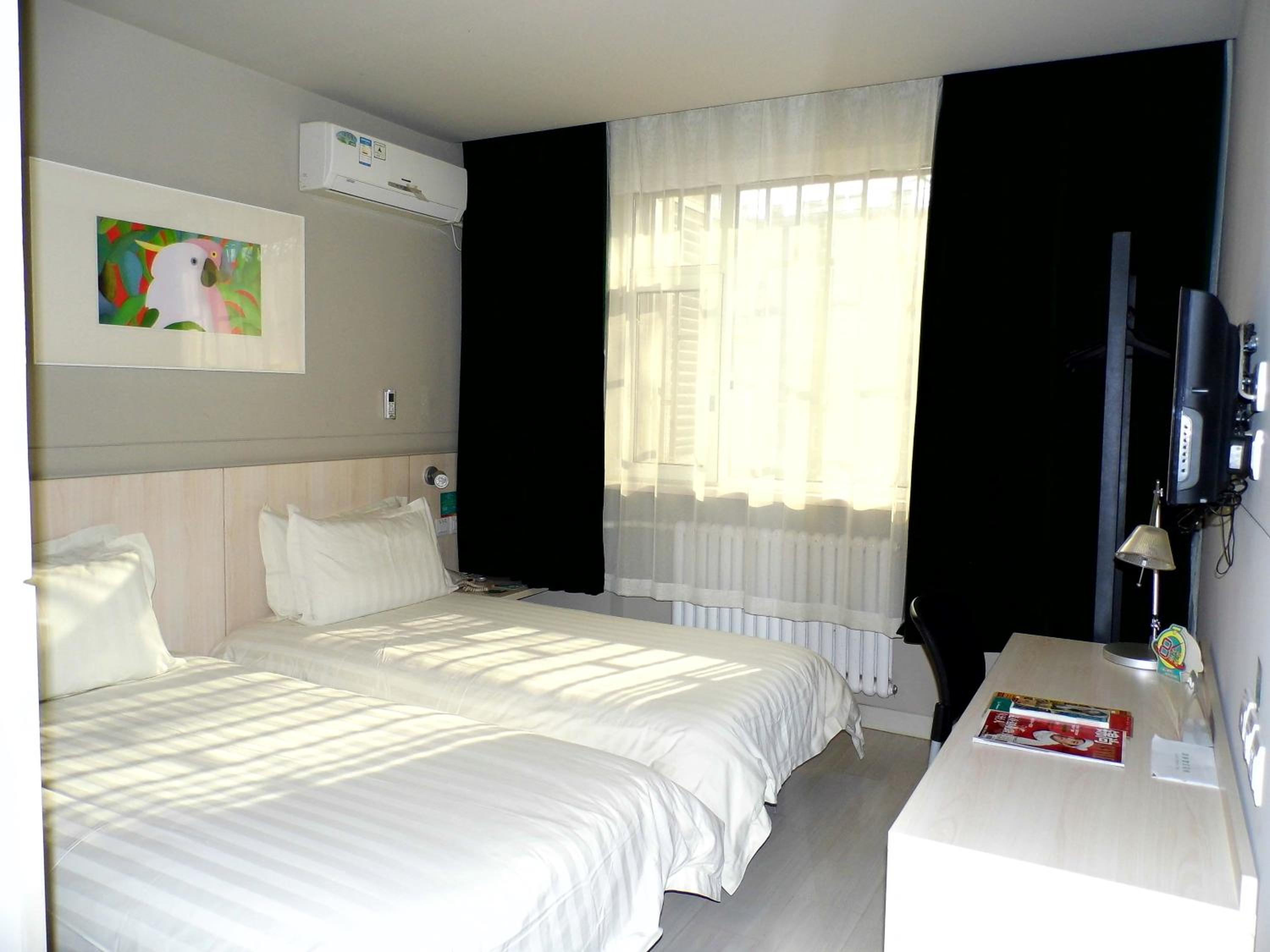 Jinjiang Inn Taiyuan University Street Hotel