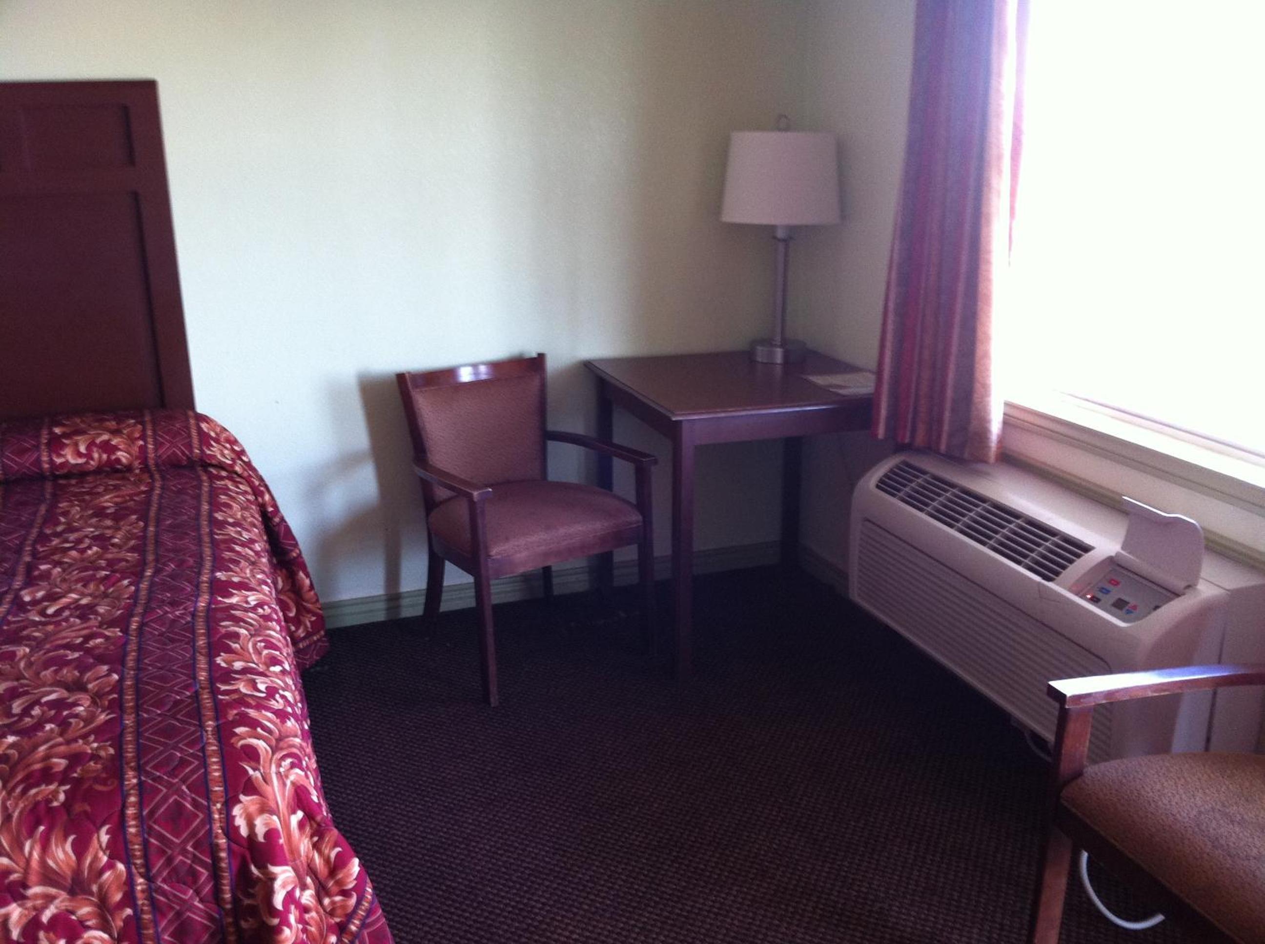 Victorian Inn Midland