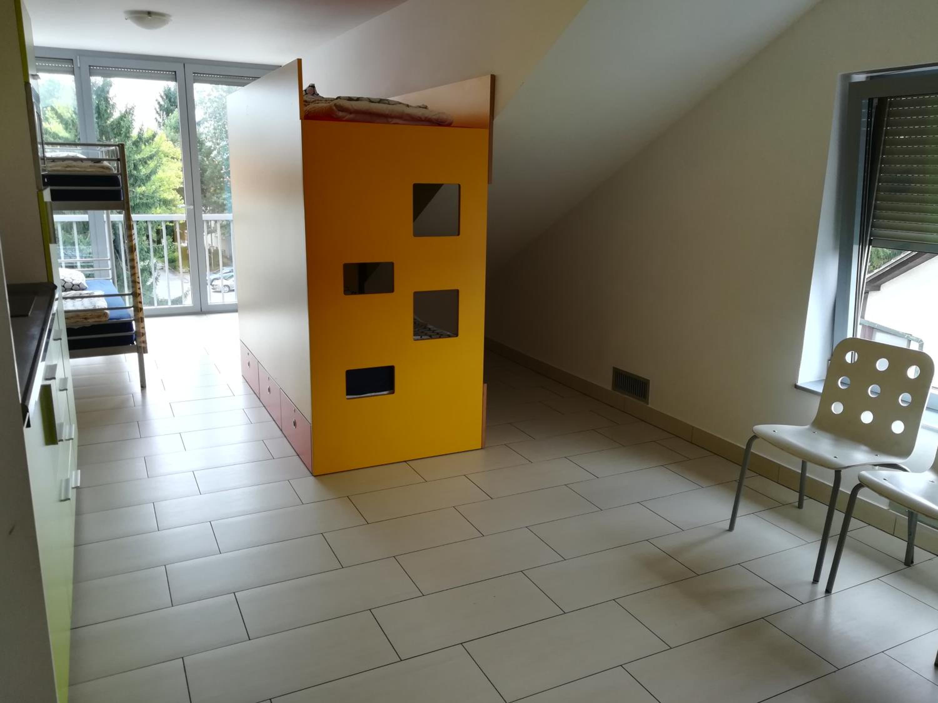 Simbol Hostel & Rooms with Free Private Parking
