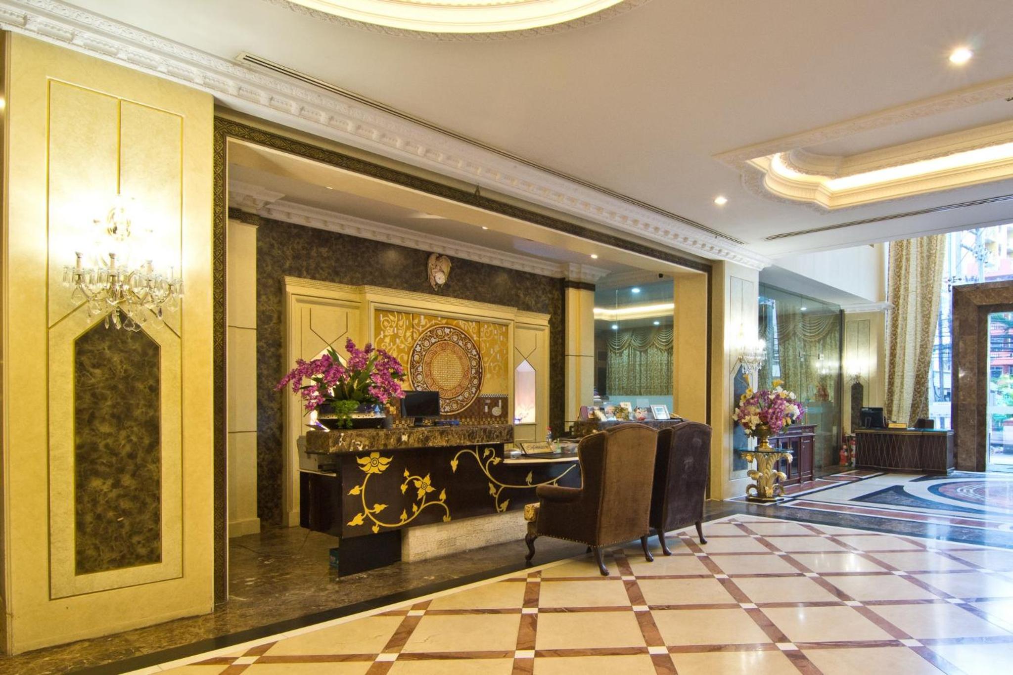 LK Royal Suite