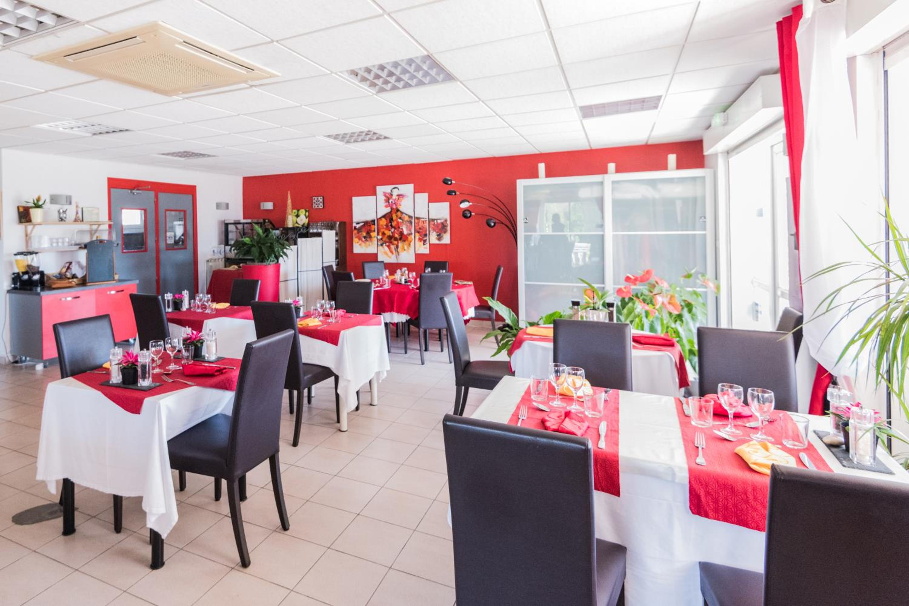 restaurant