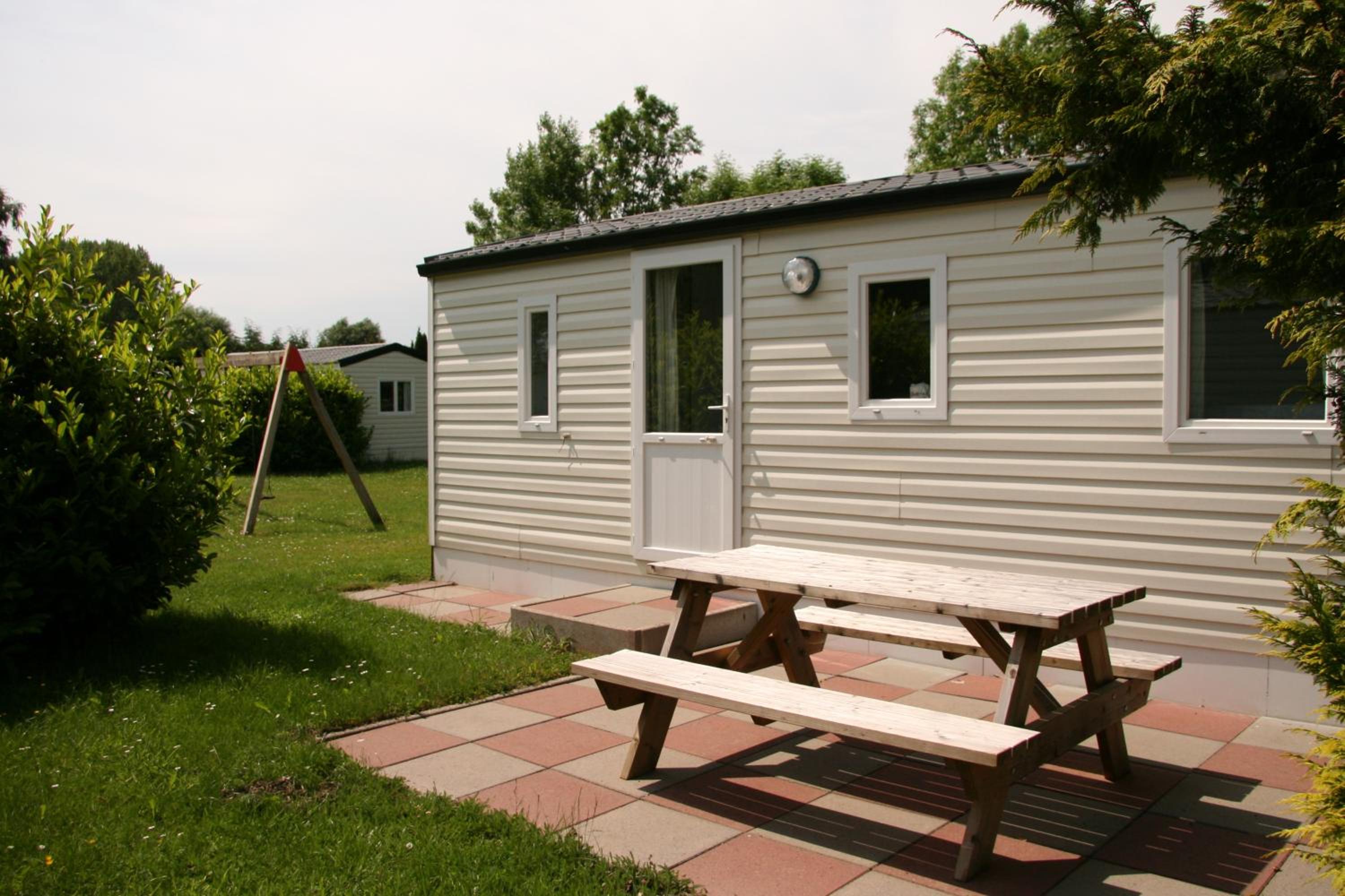 Recreatiepark en Jachthaven De Scherpenhof
