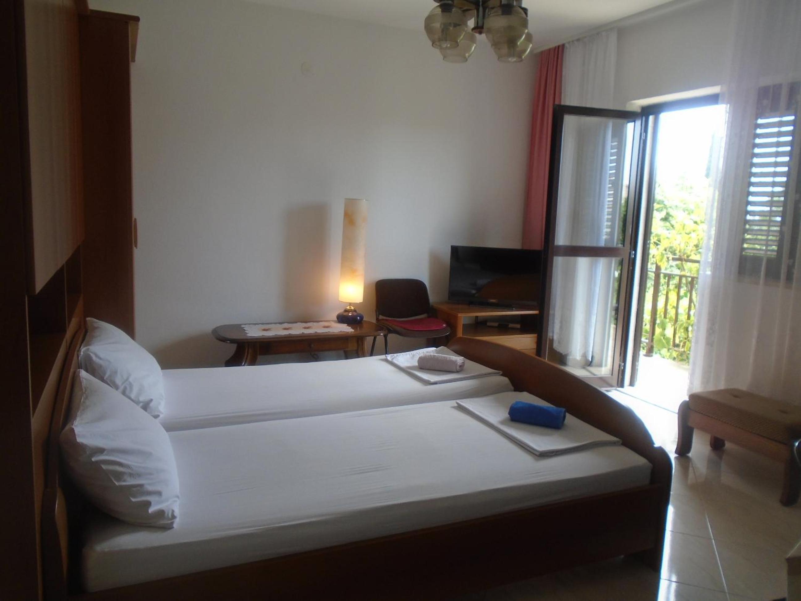 Apartments Sveti Anton view 3
