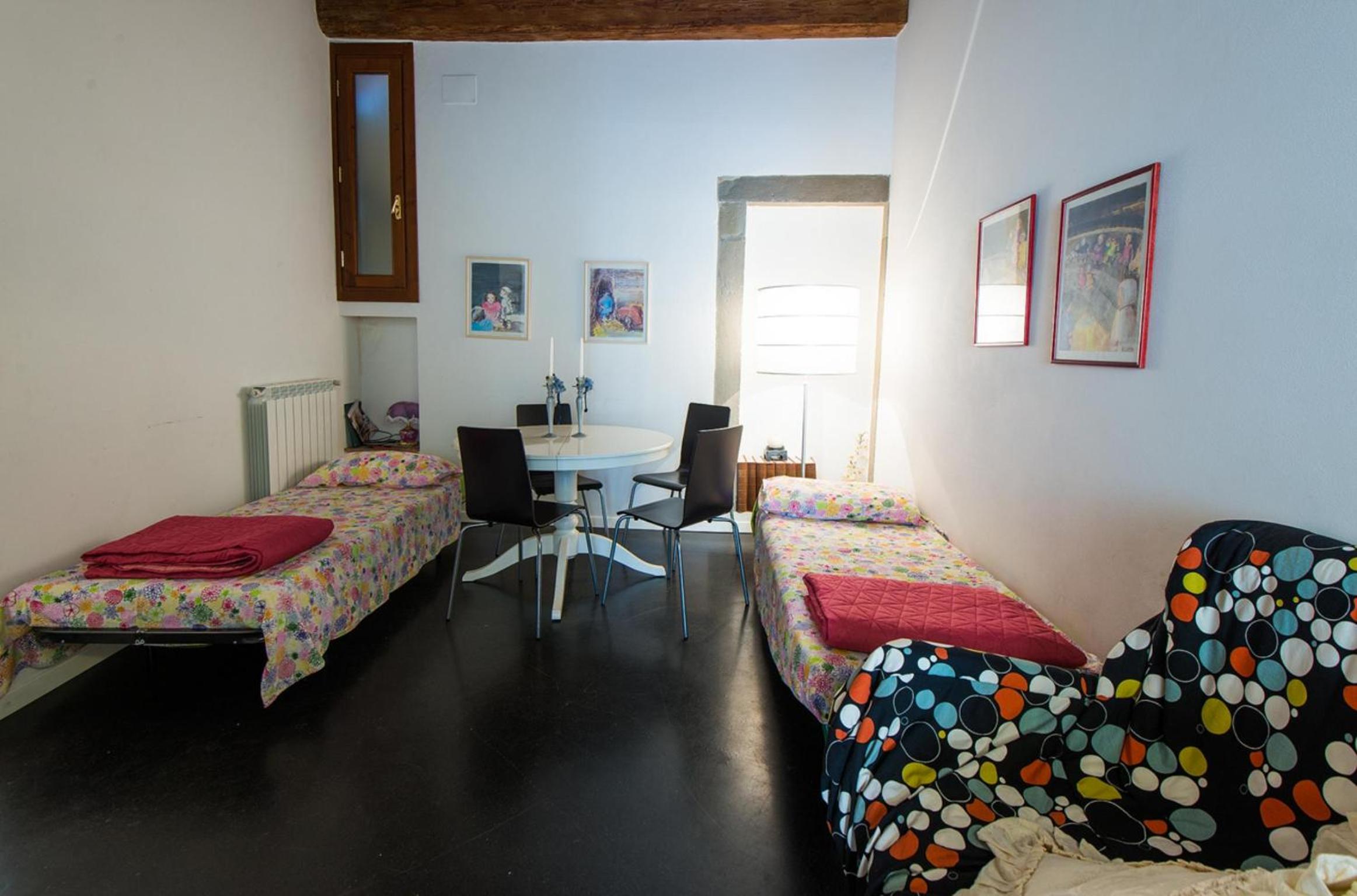 GuestHost - San Lorenzo Charm - Florence Nook