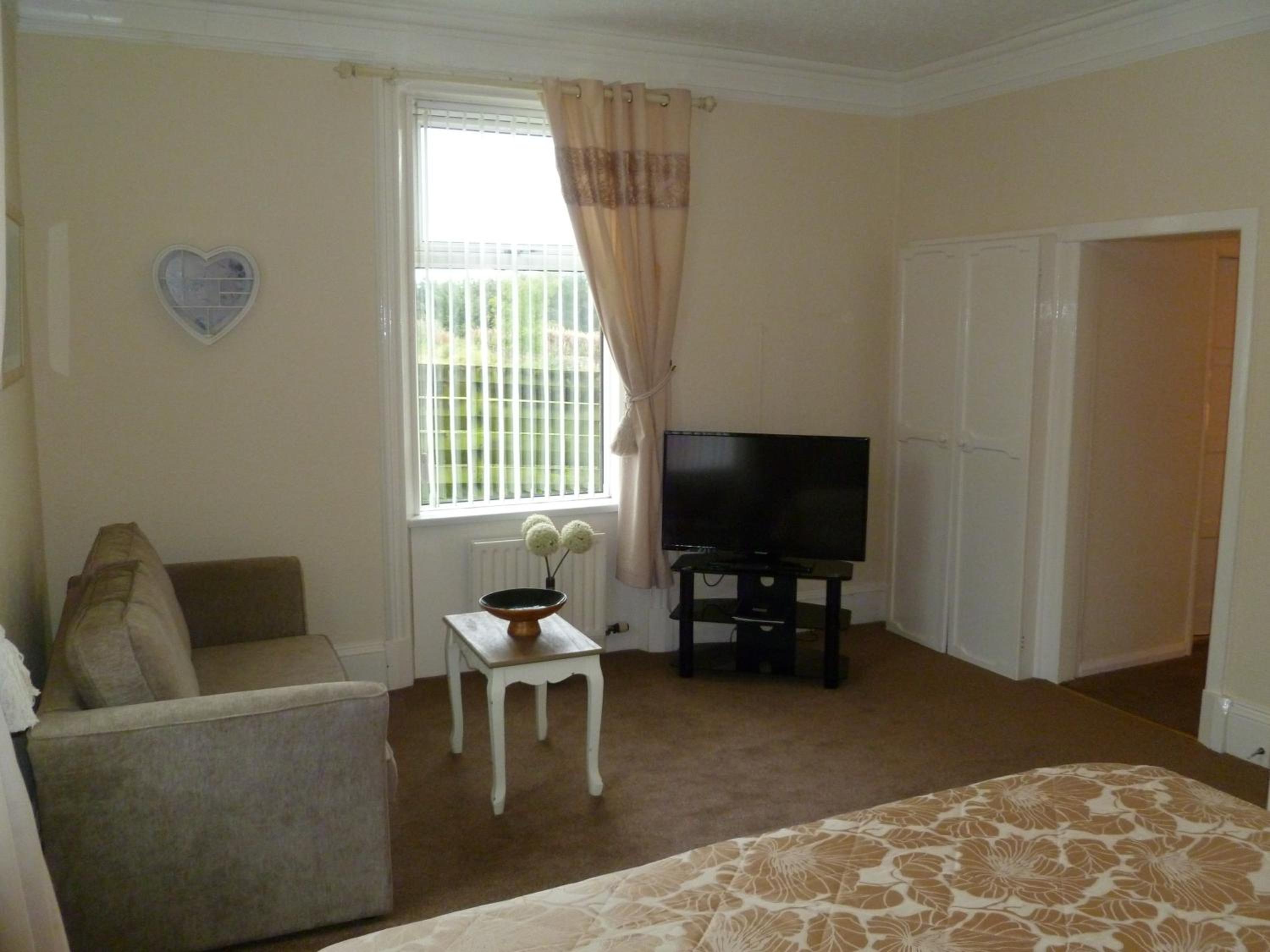Gretna Green Vacations - Greenlaw Guest House - Property Image 38