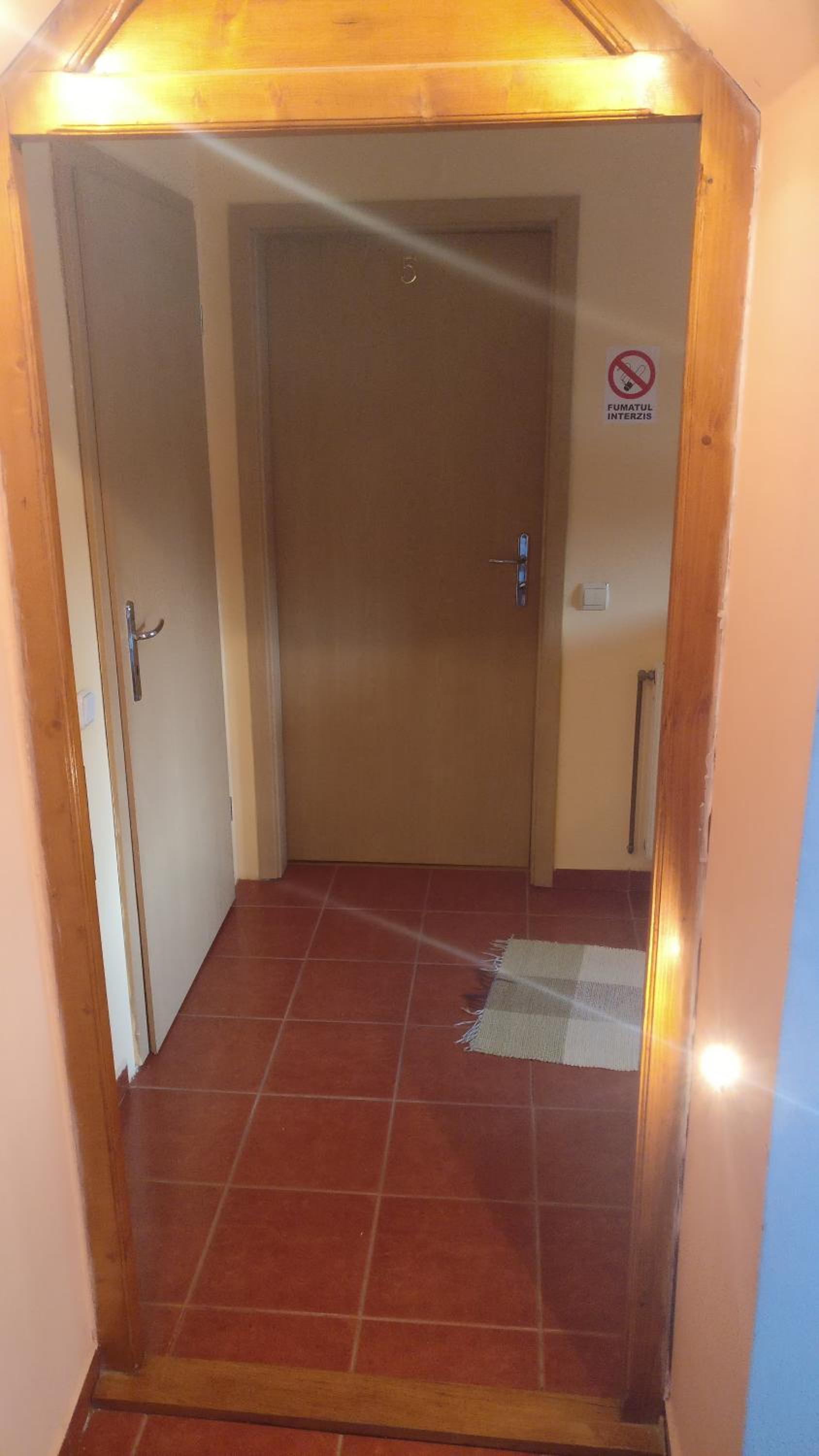 Photo 33
