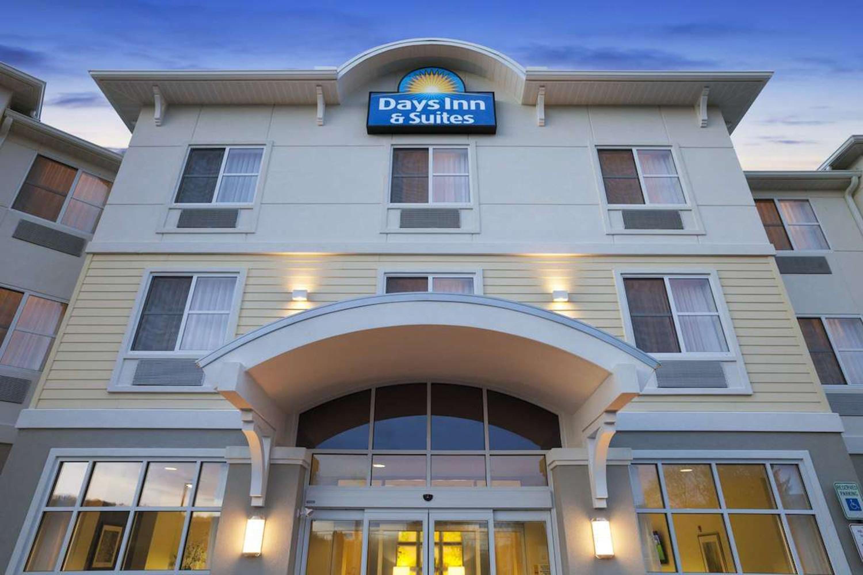 Sleep Inn & Suites Altoona North