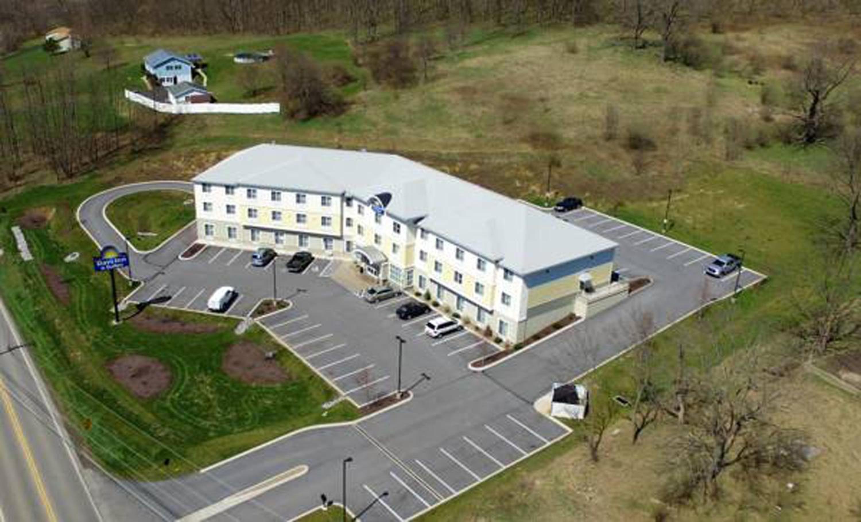 Sleep Inn & Suites Altoona North