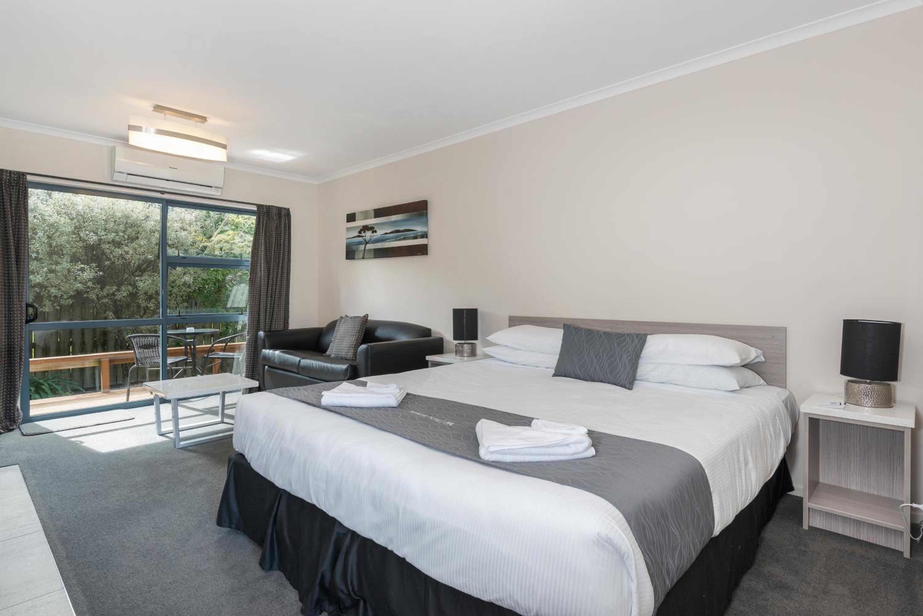 Matakana Motel