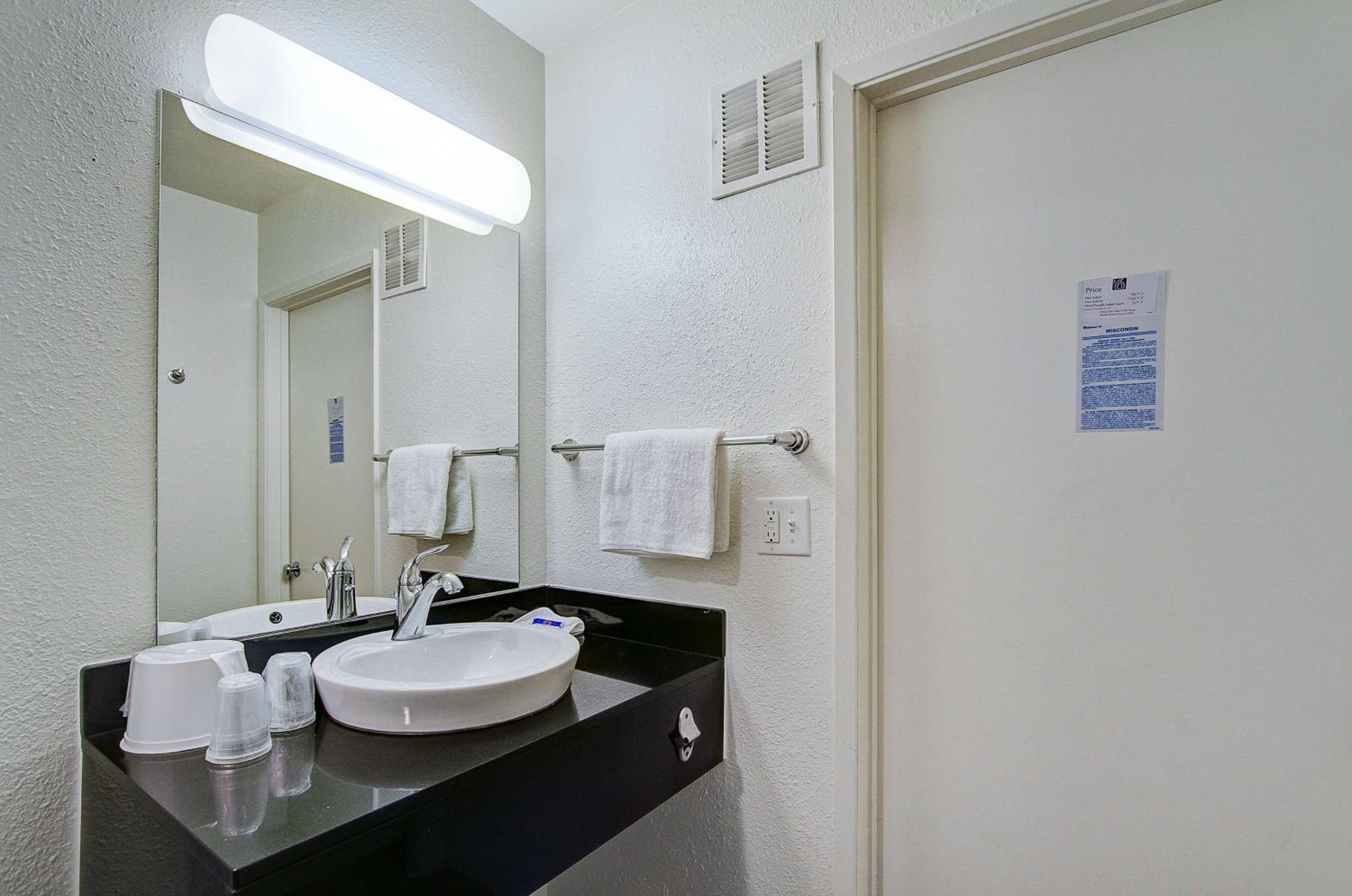 Motel 6-Green Bay, WI