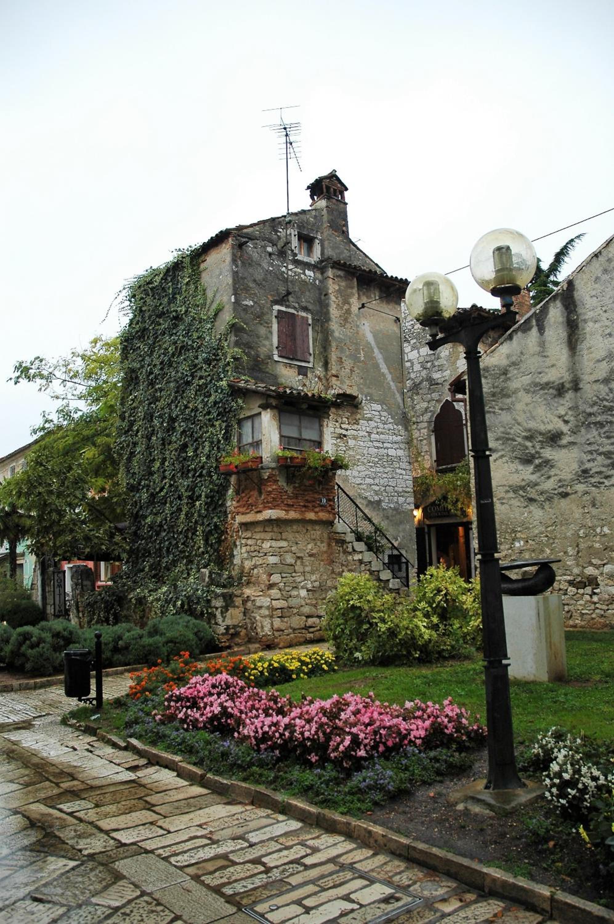 Photo 22