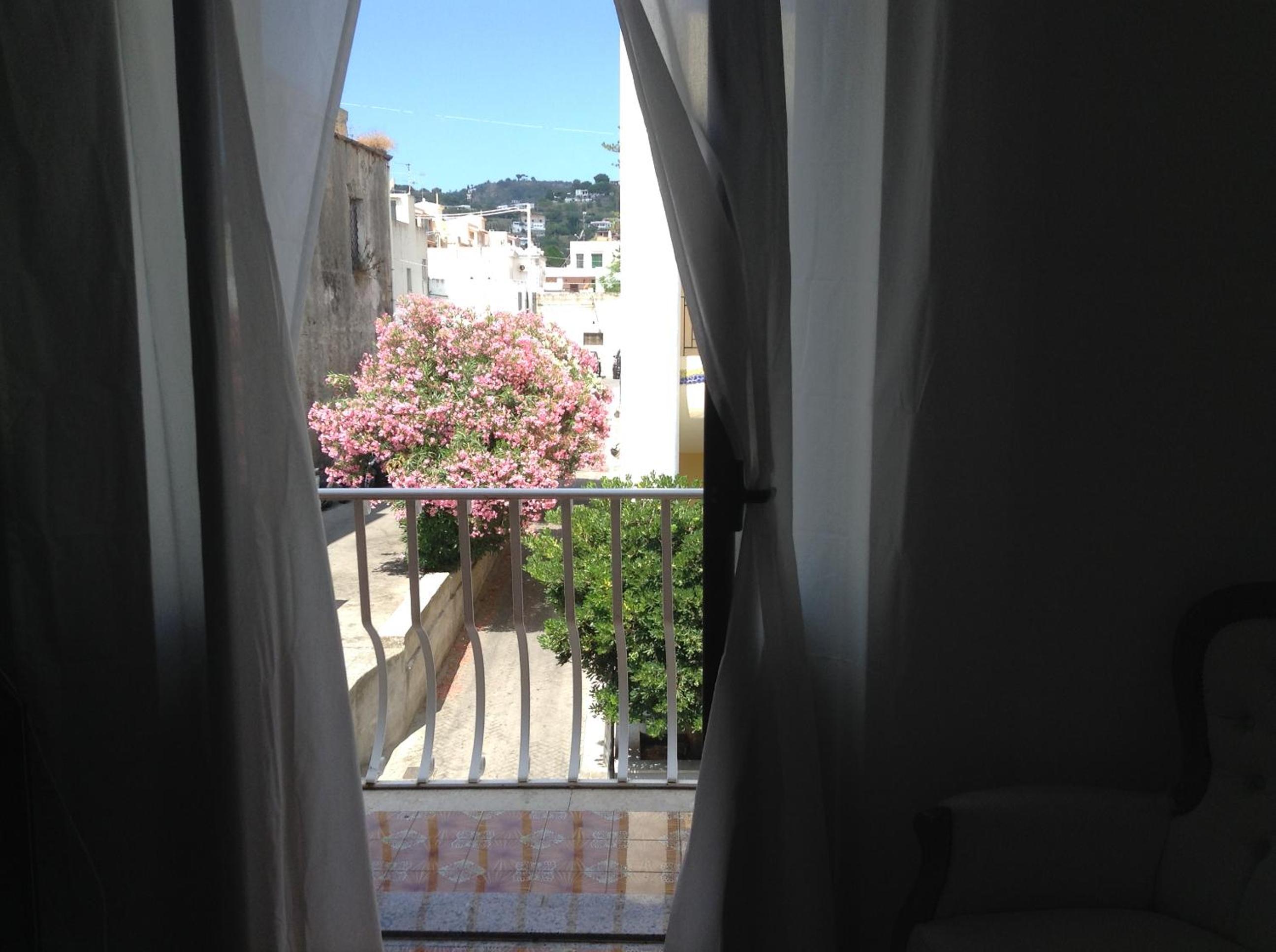 Hotel Casa vacanza Lipari - Image 1