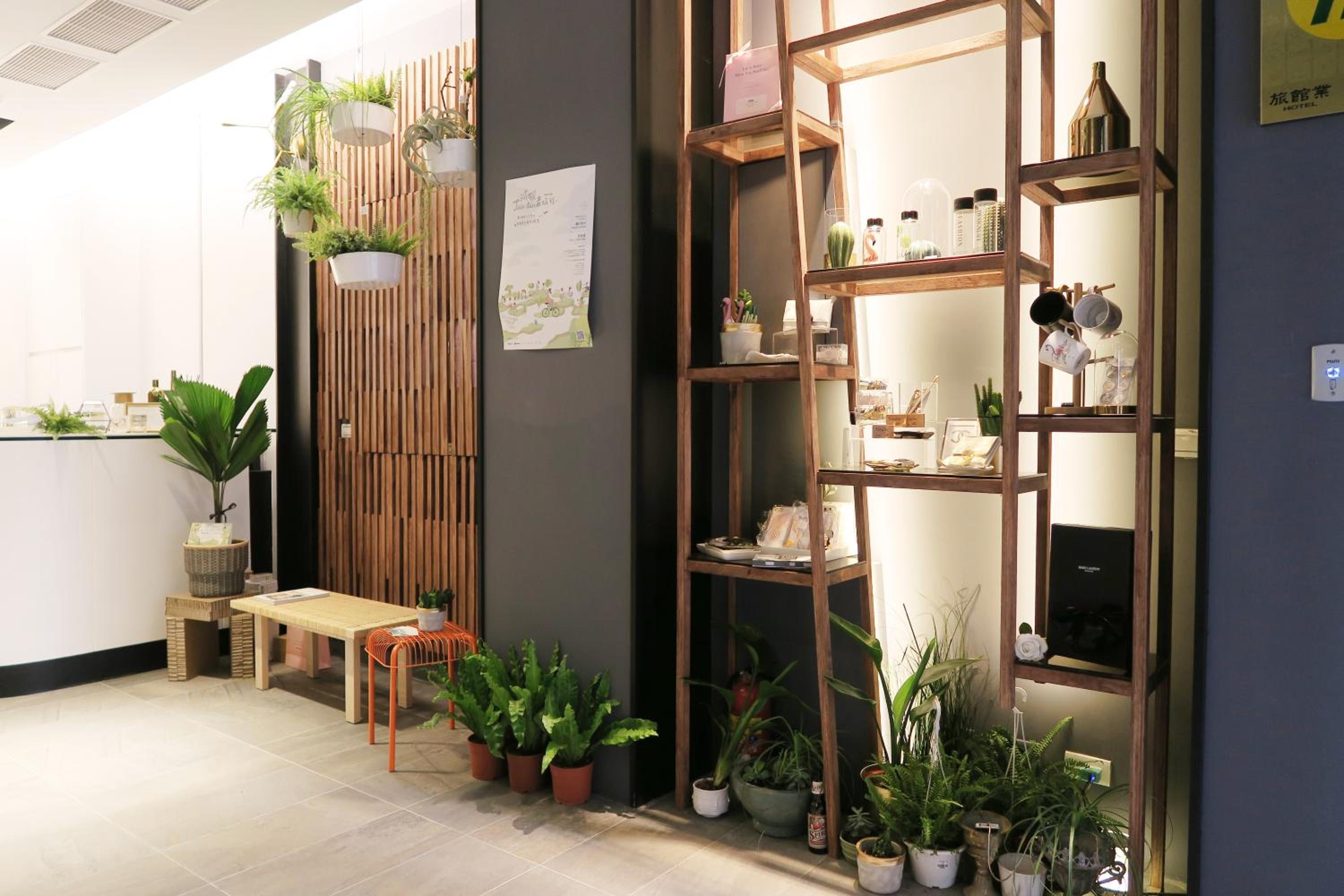 Greenight Hotel