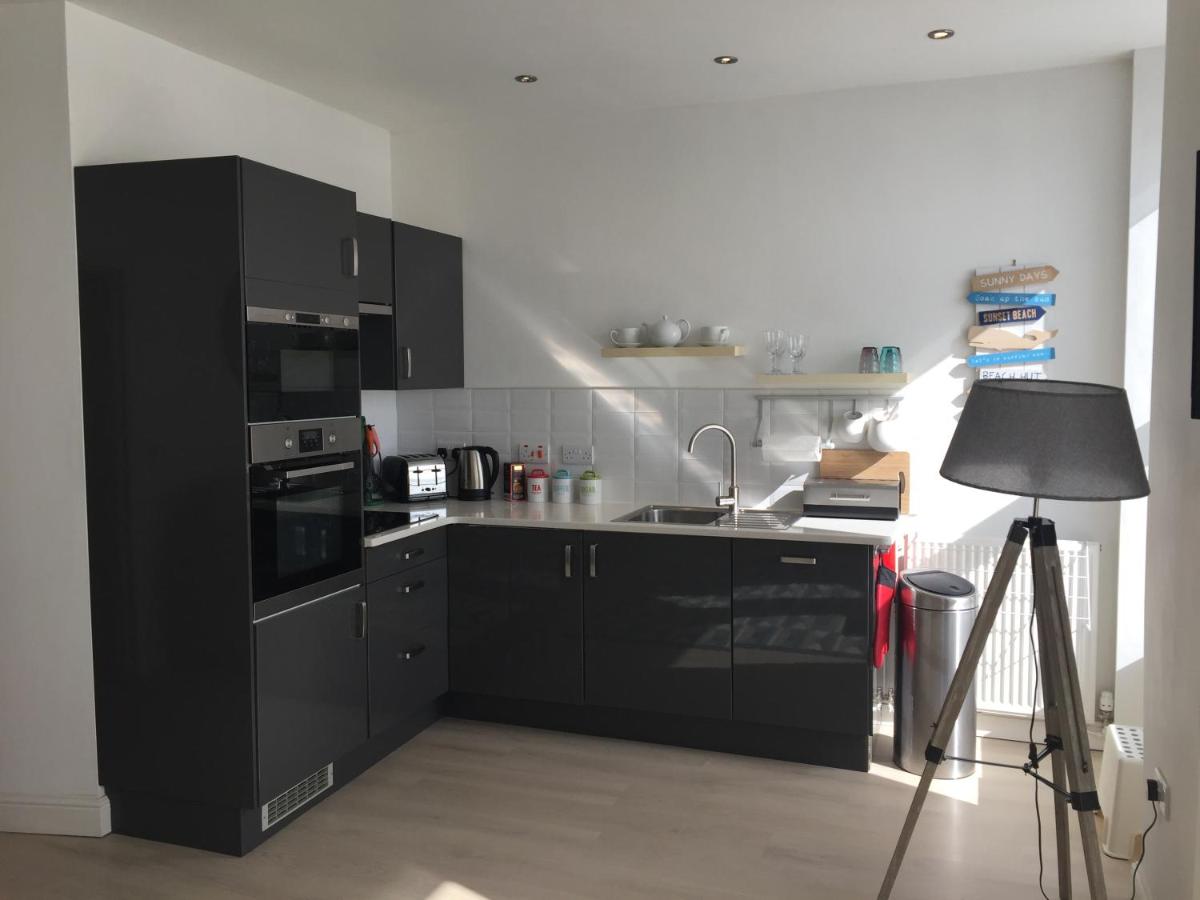 Marine Terrace Apartments view 4